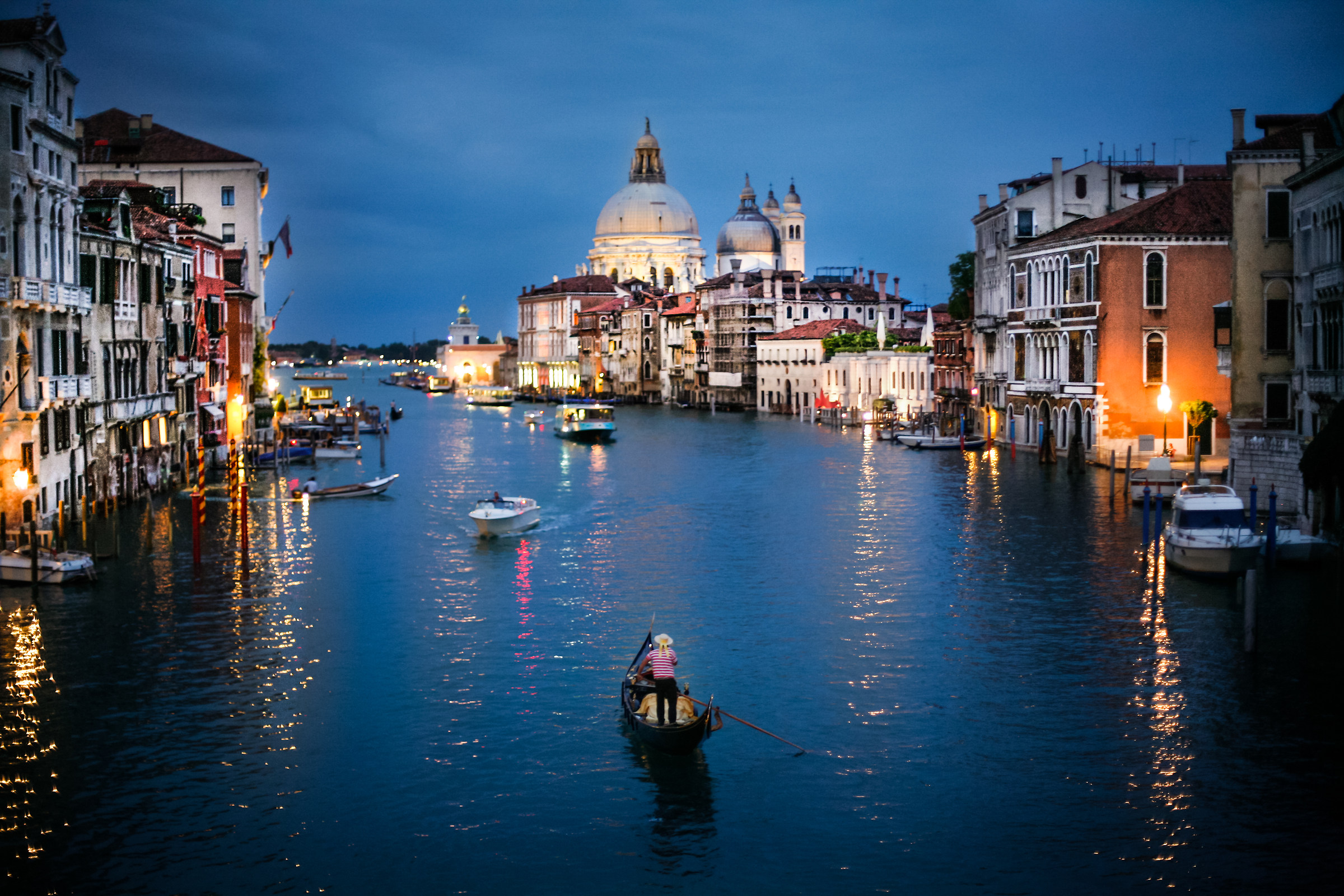 Ora blu al Canal Grande