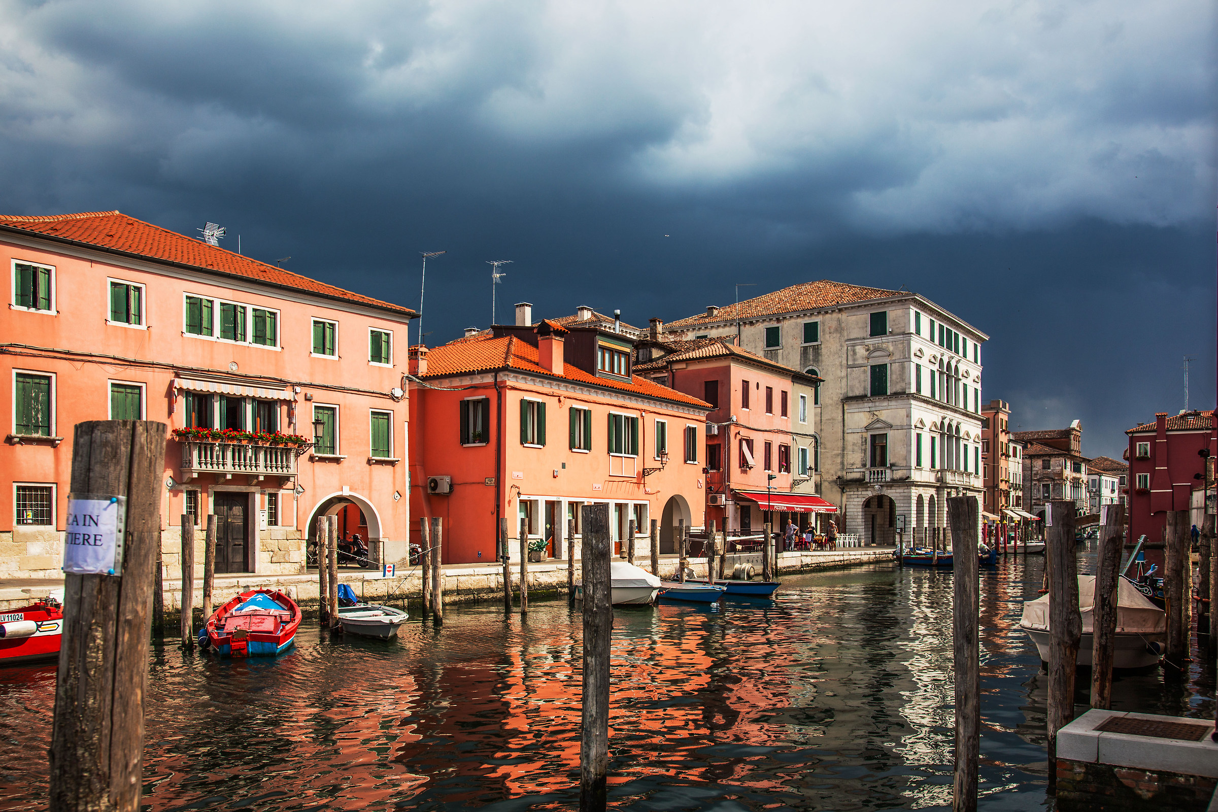 ultima luce prima del temporale