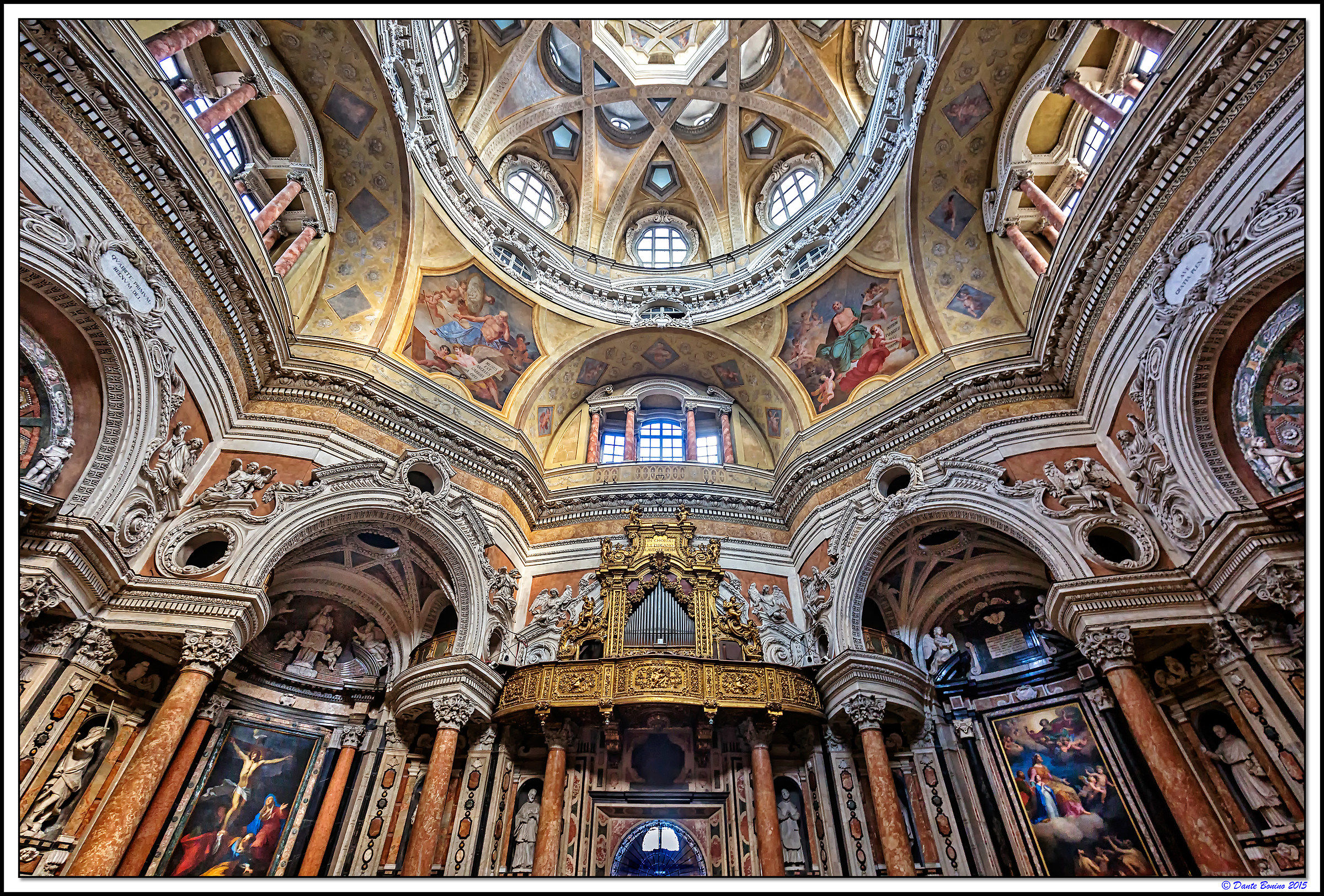 Church of San Lorenzo: Organ and Dome