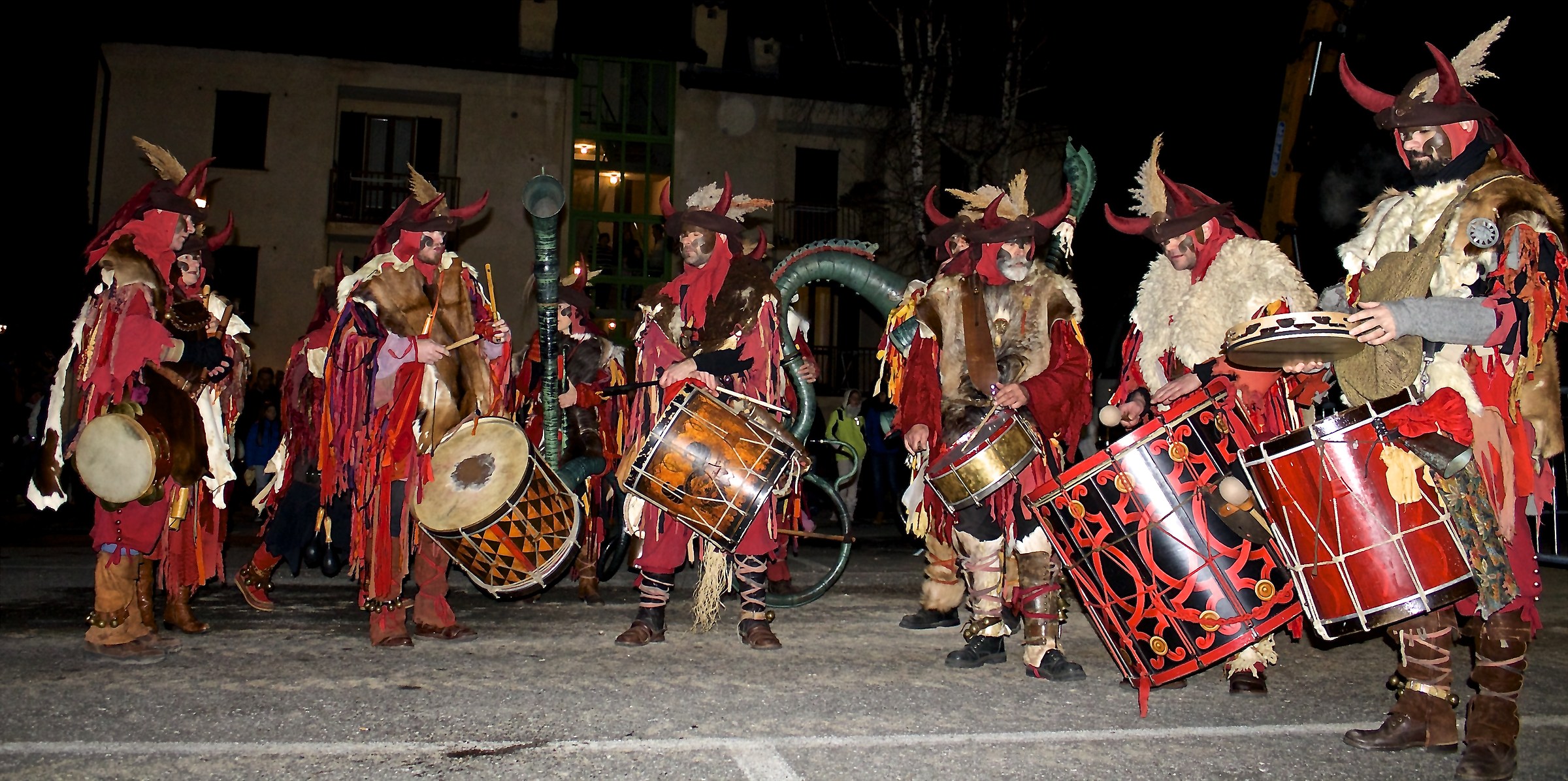 scasada dol zeneru ad Ardesio