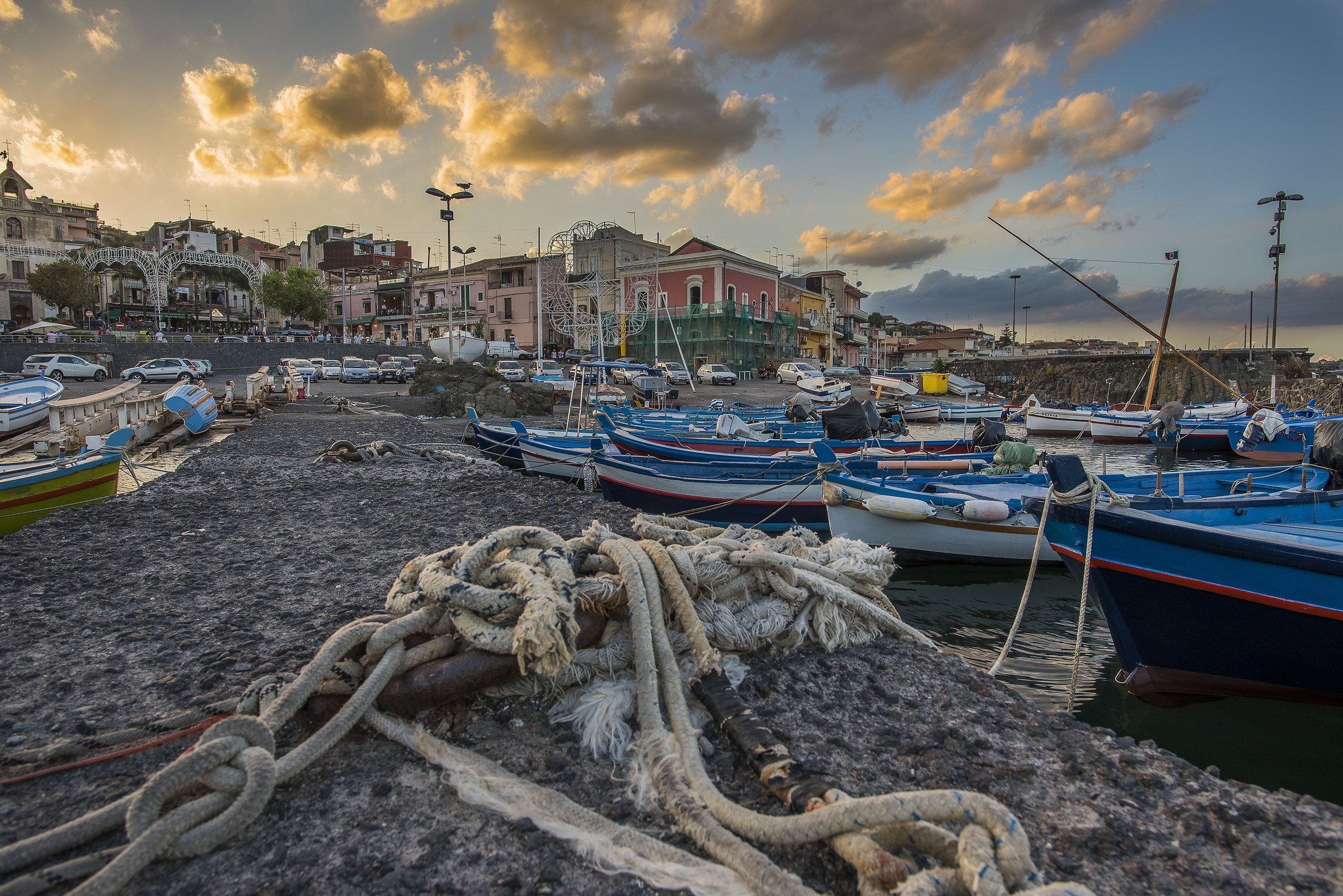 Acitrezza al tramonto