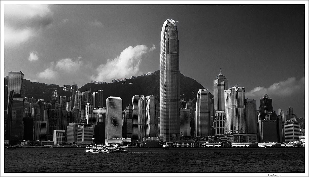 HK in b&w