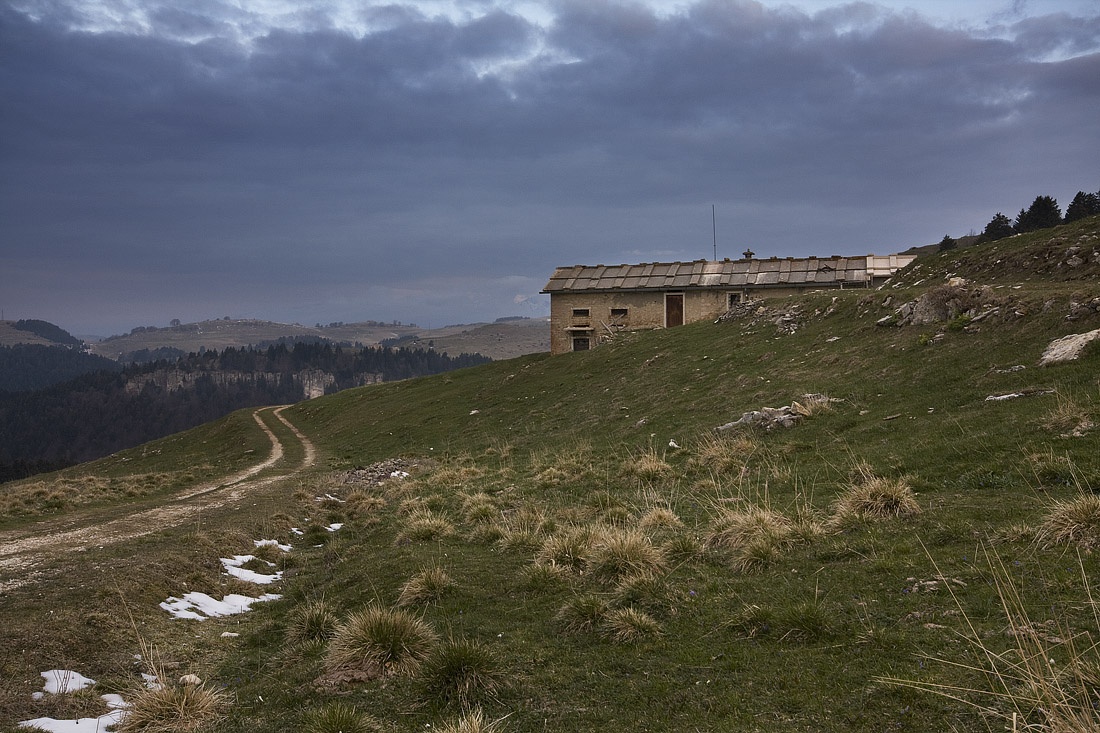 Malga Folignano below