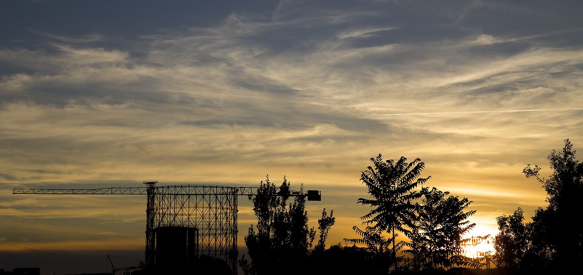Paesaggio con gazometro