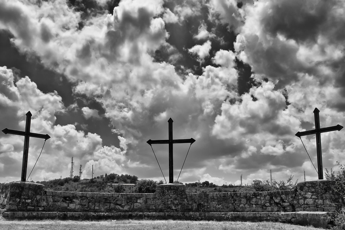Mount of three crosses
