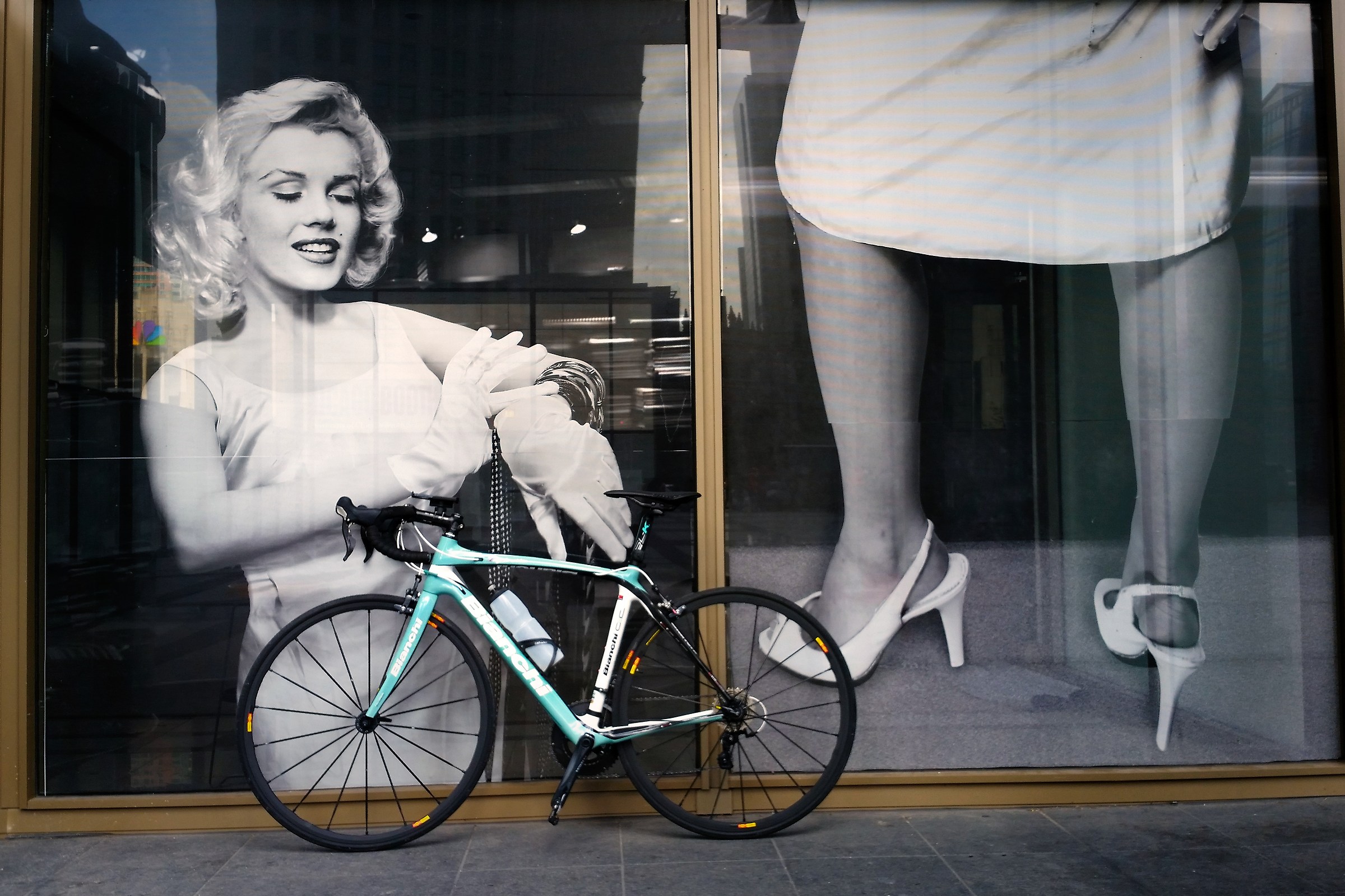 Marilyn loves a Bianchi