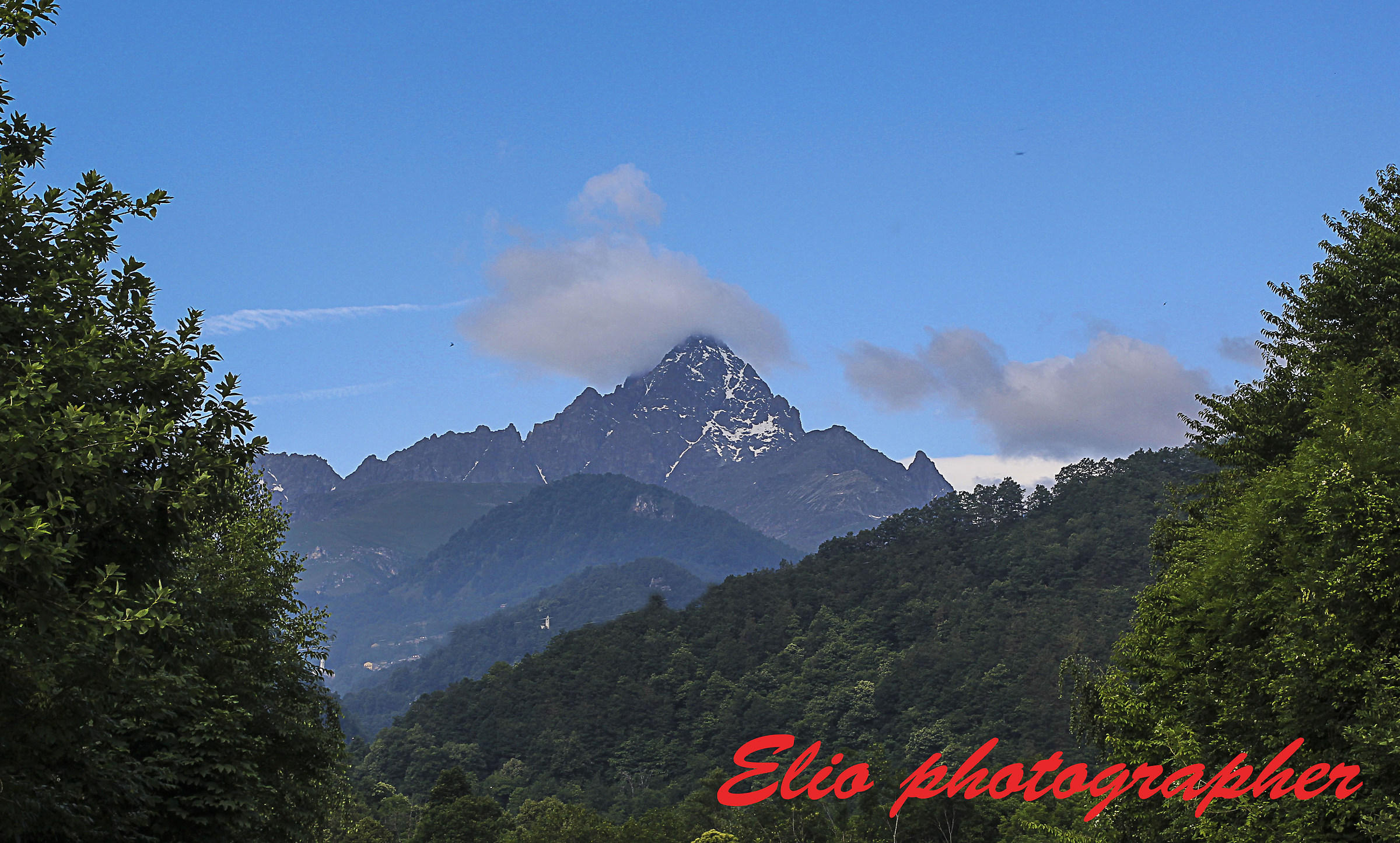 THE monviso that looks like a volcano !!!