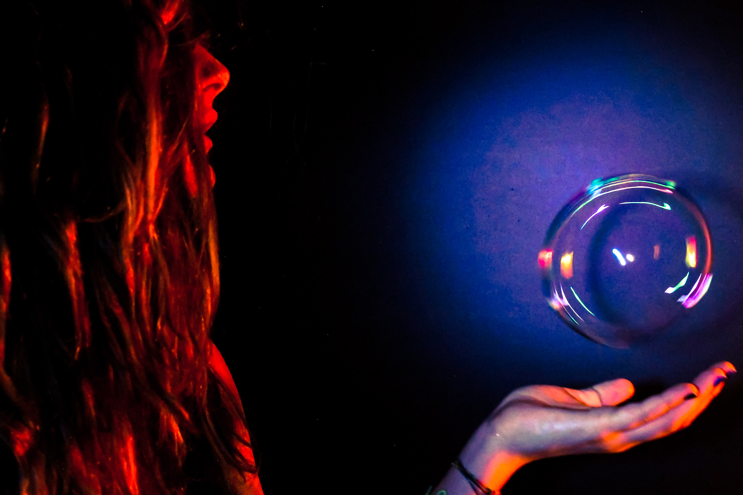 The bubble in a hand