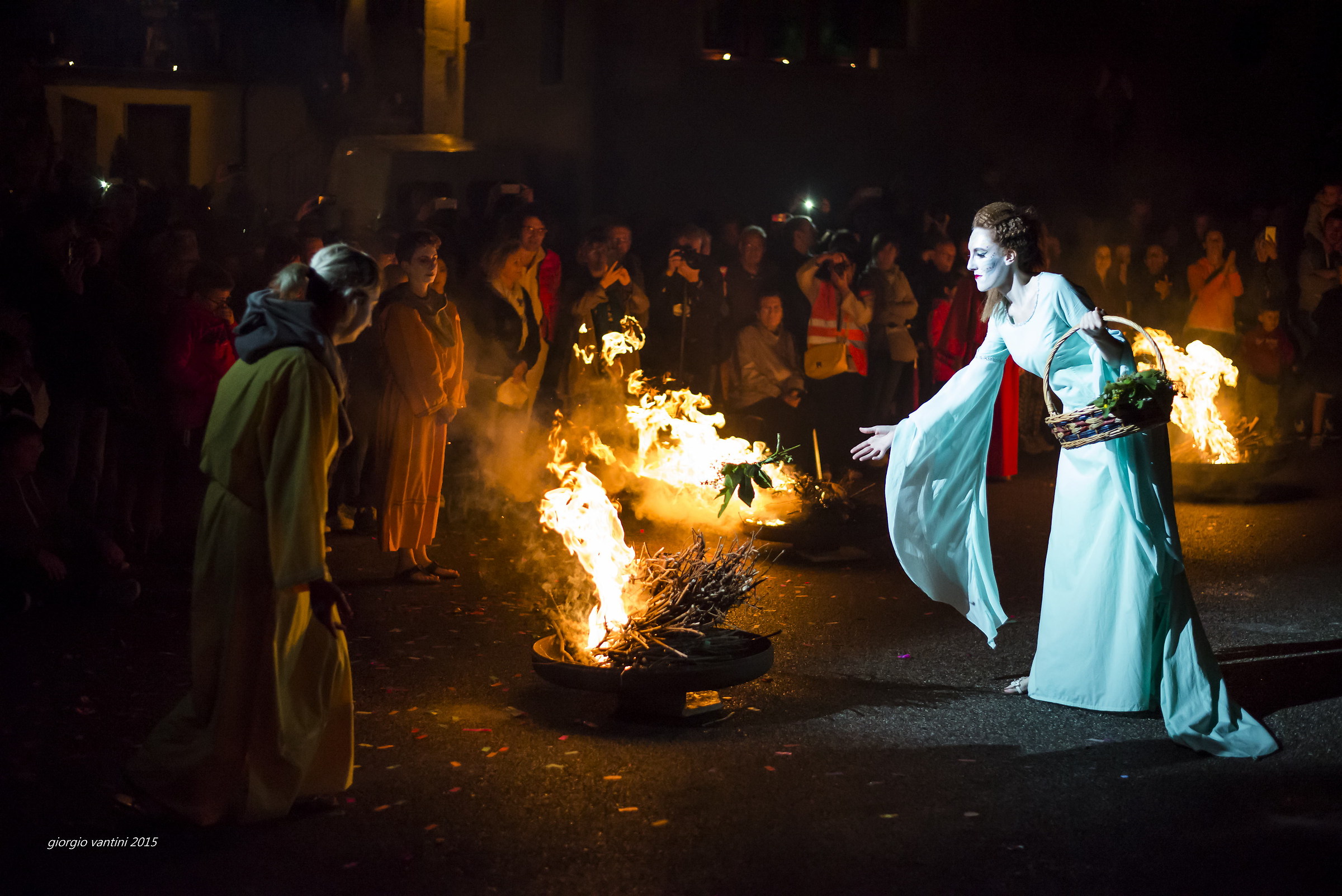 waur ljetzan - festa del fuoco