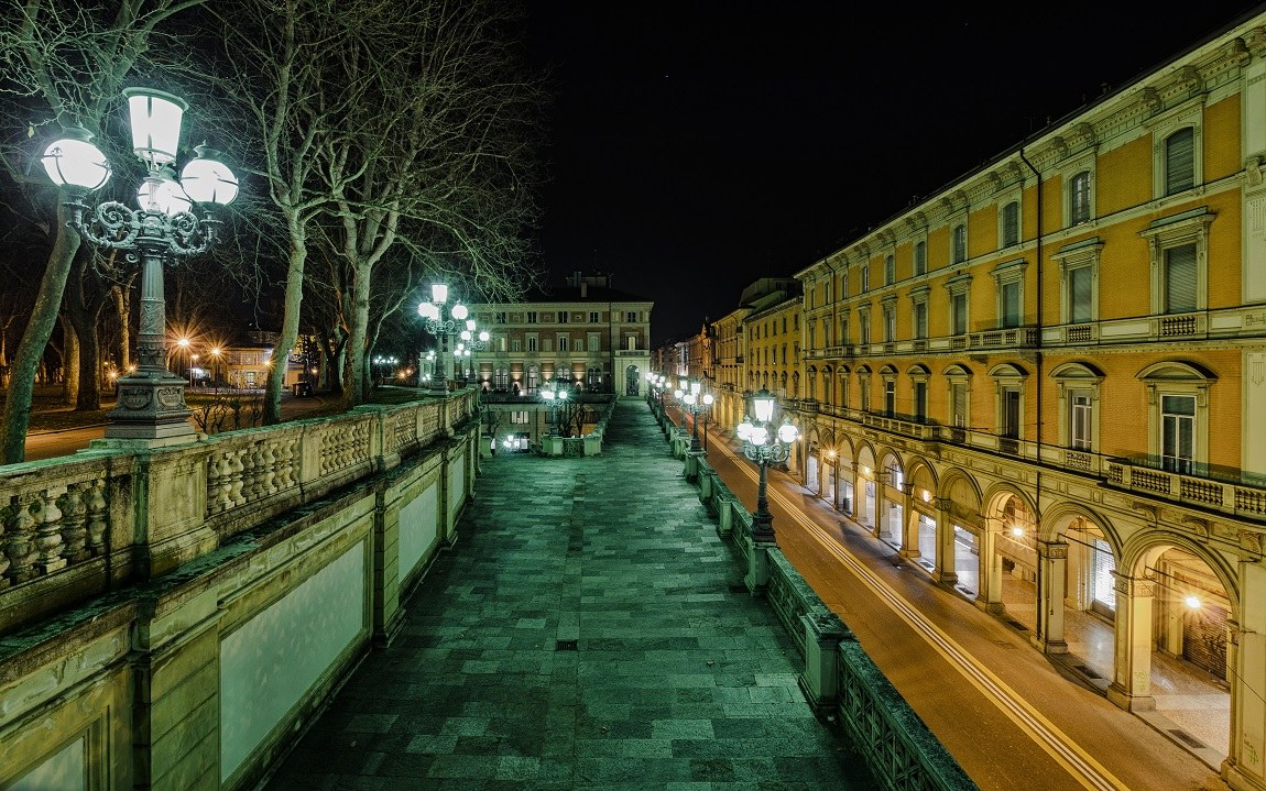 Parco Montagnola, Via dell'Indipendenza