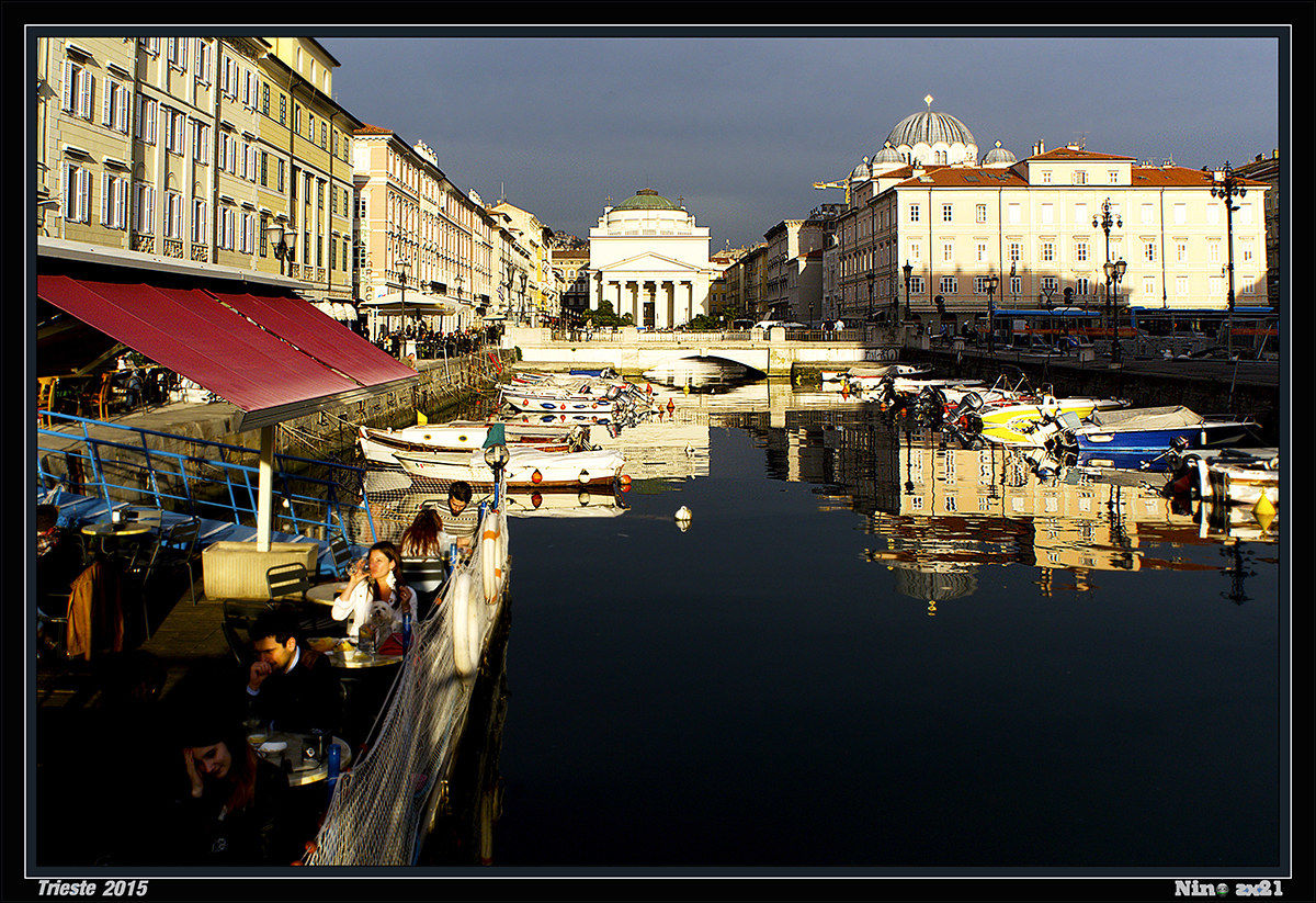 Last rays in Red Bridge