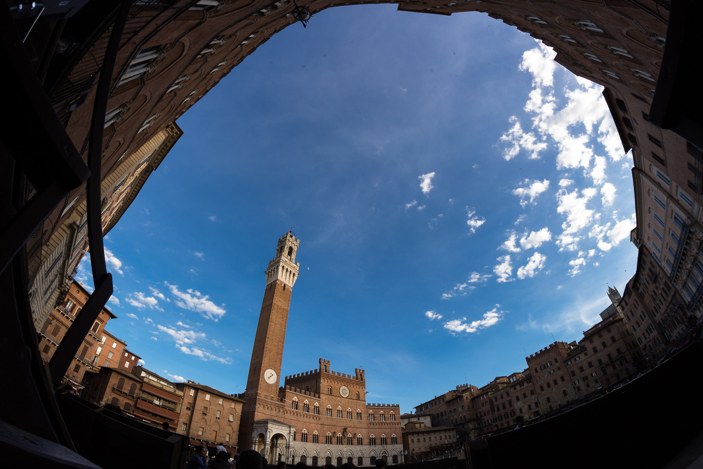 Sei sempre bellissimaaaaaaaaa :)