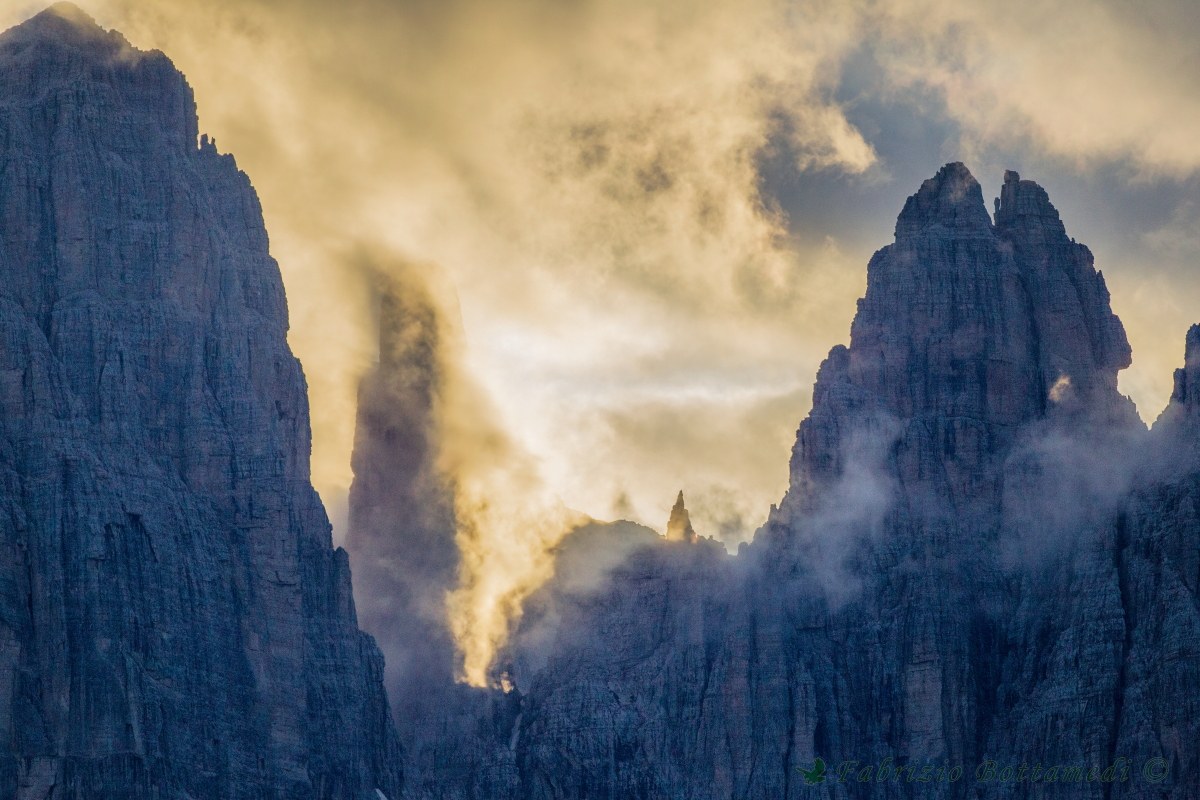 Campanil basso in fiamme