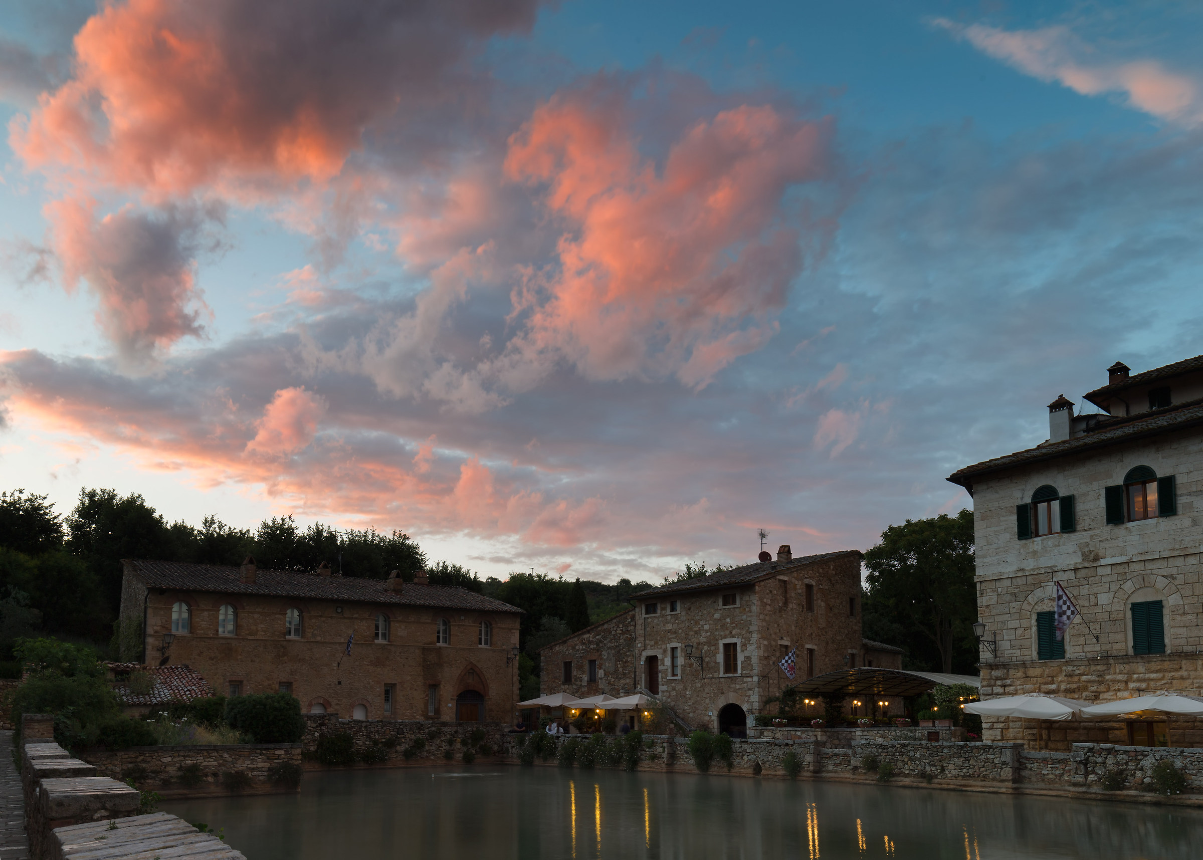 Tramonto sulle terme