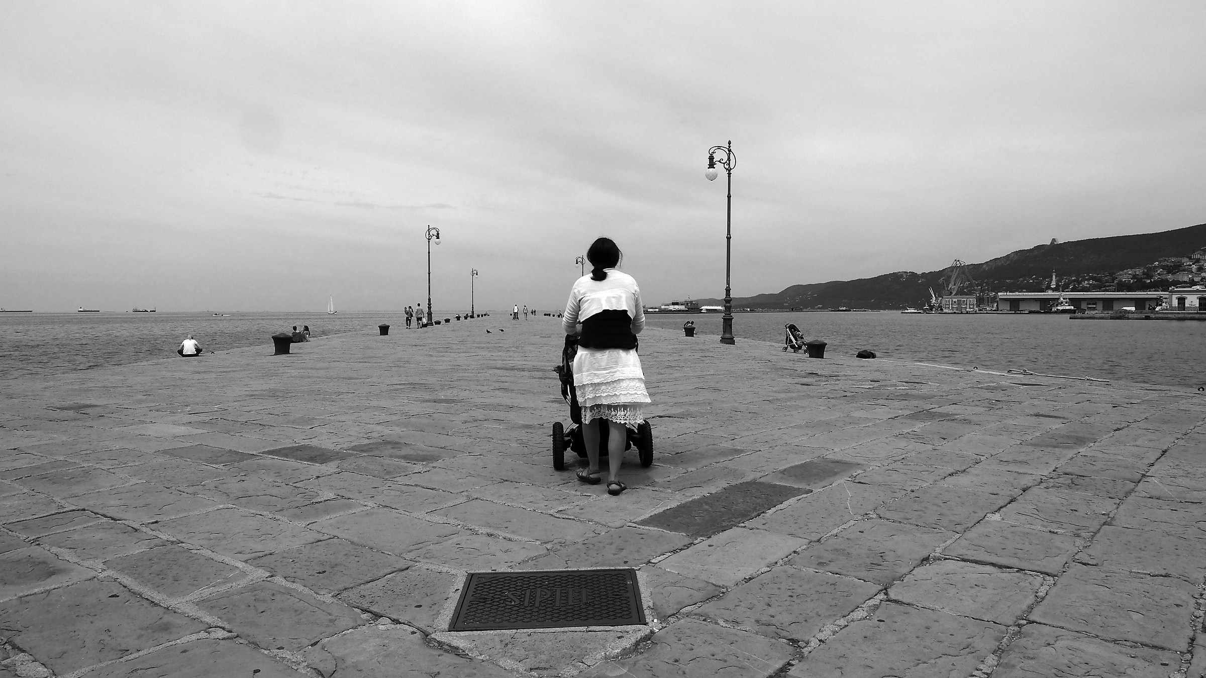 ... And her on the pier!