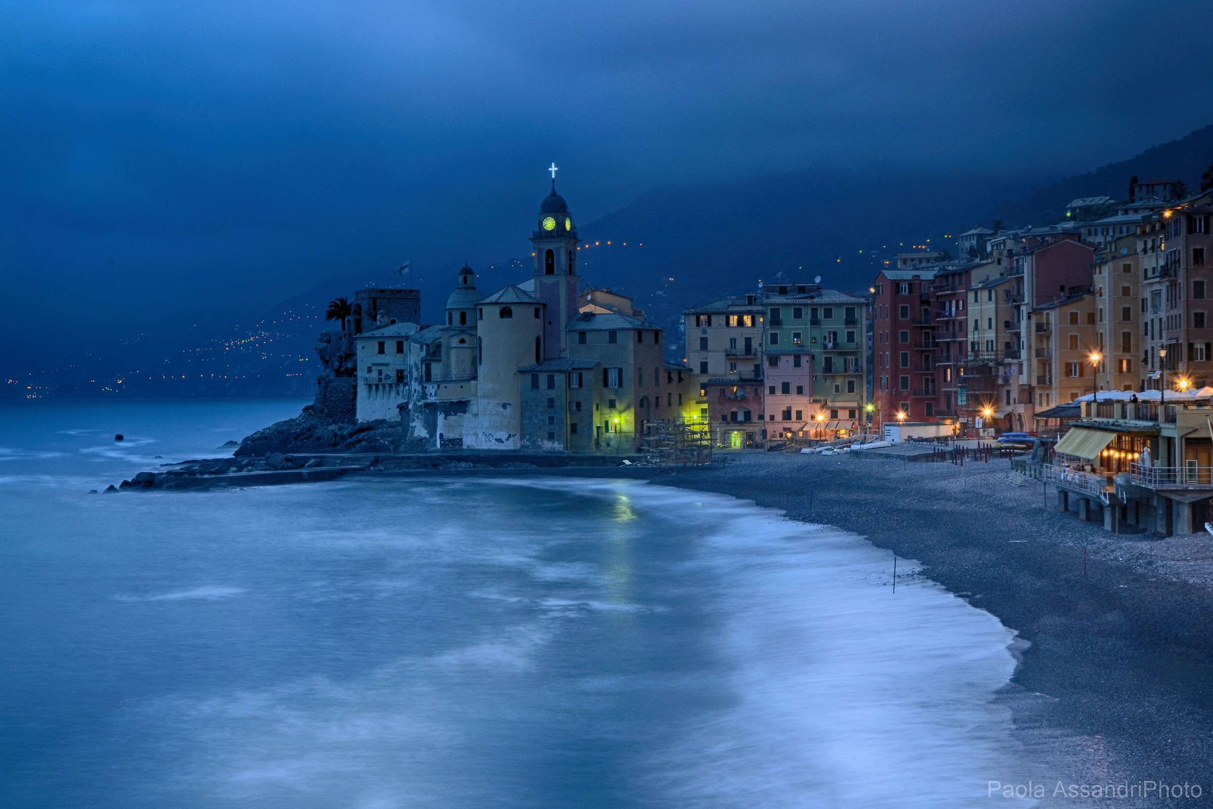 The blue hour in Camogli