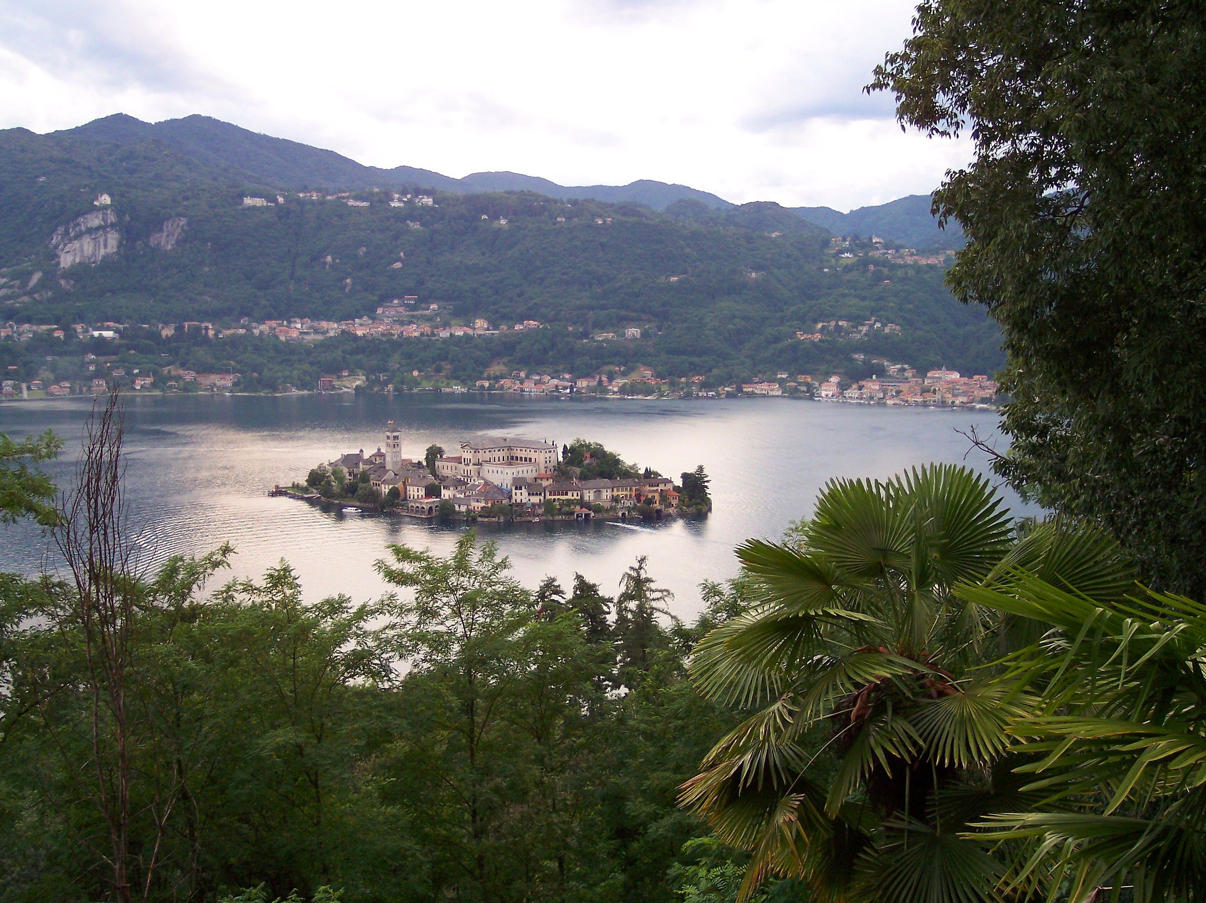 lago d'orta (isola s. giulio)