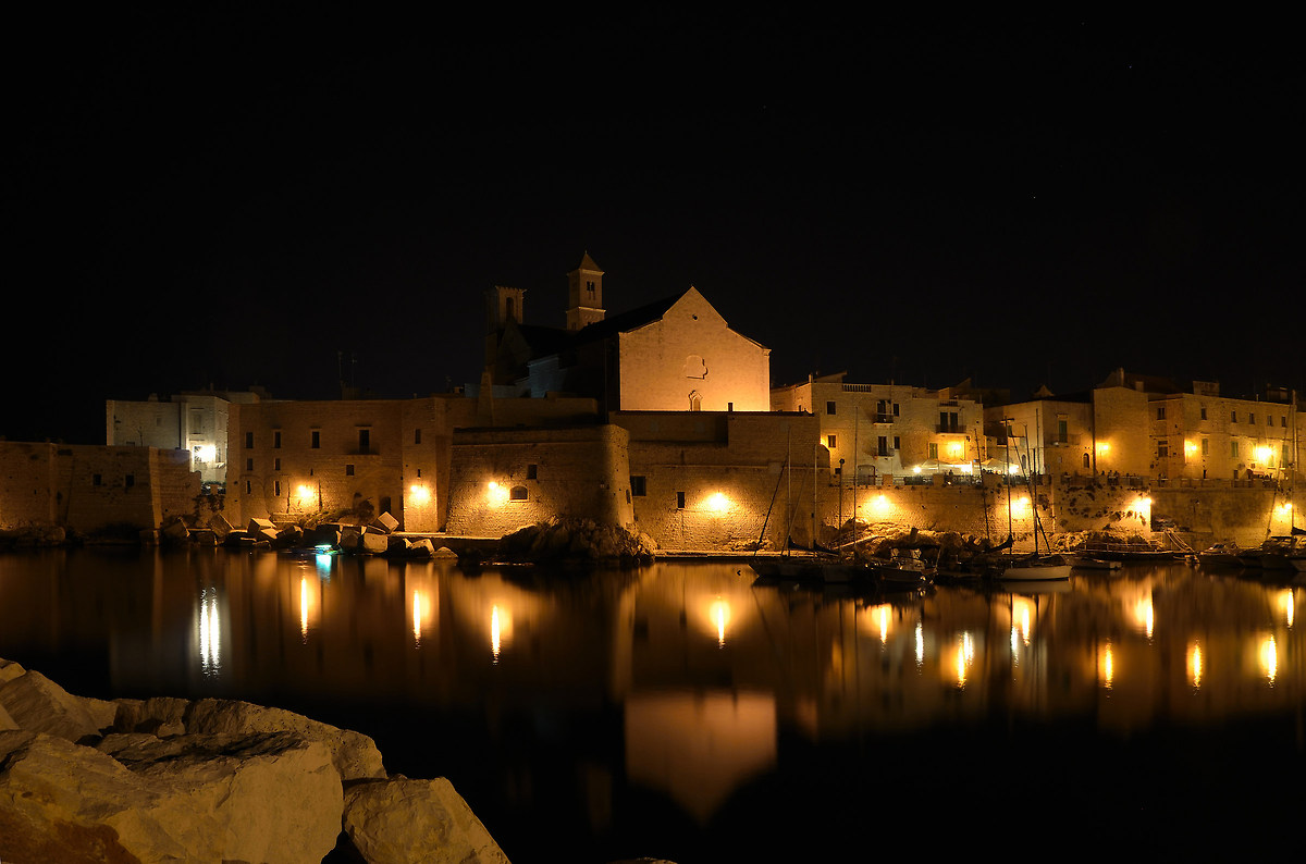 Giovinazzo port ...