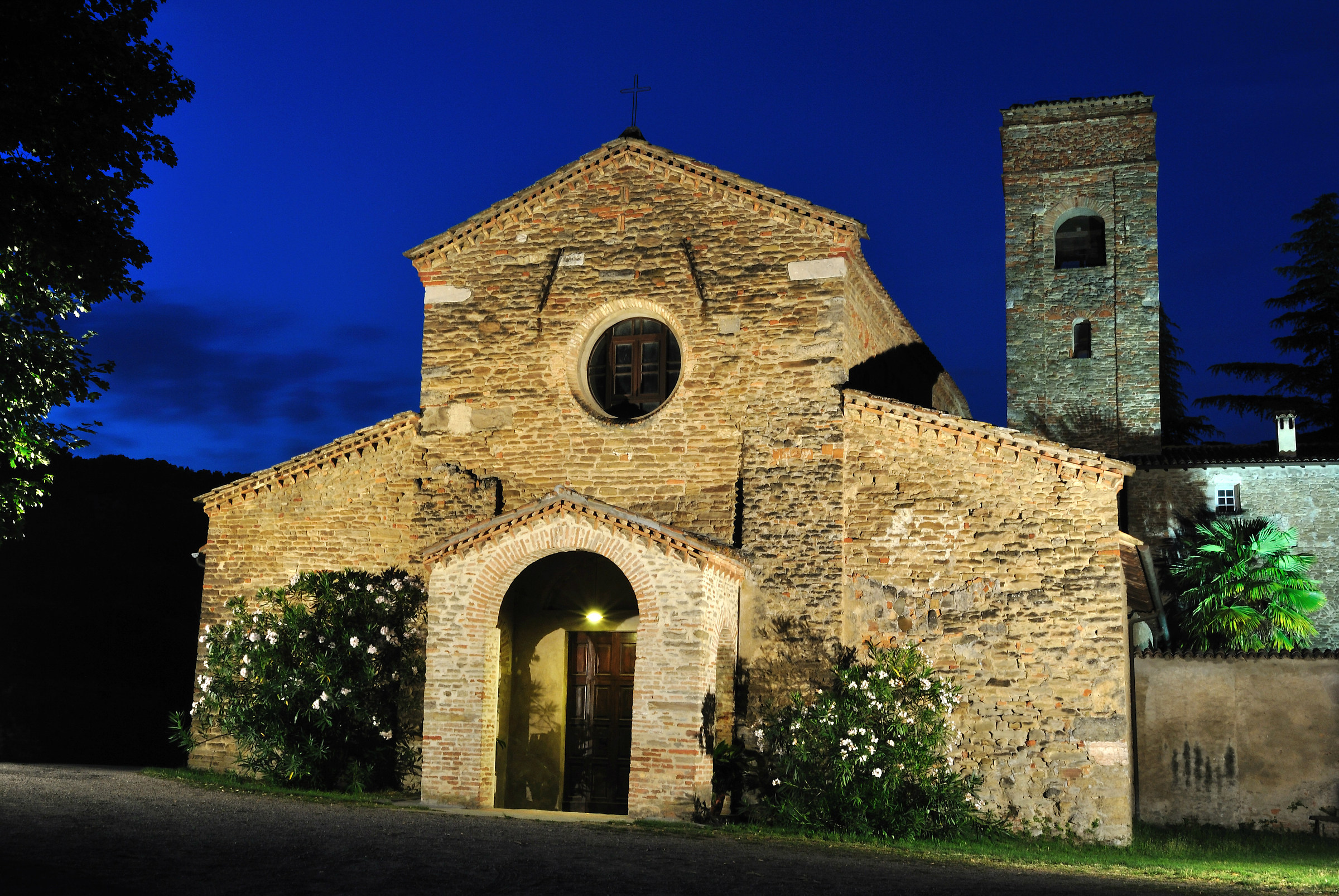 Pieve del Tho