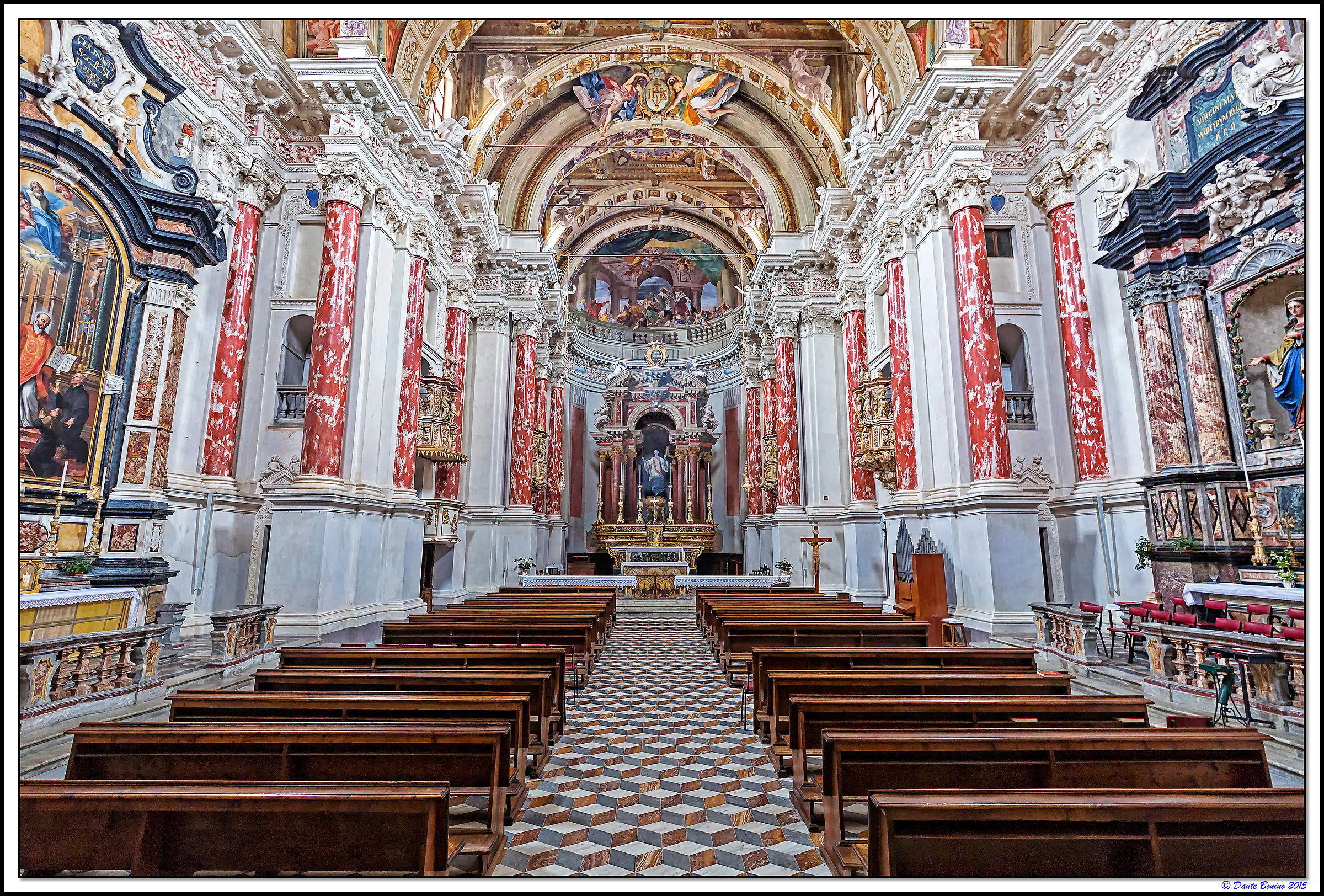 Mondovi: Church of San Francesco Saverio
