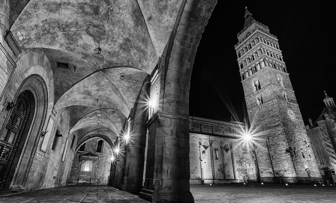 corridoio a Ordine Degli Avvocati/Piazza del Duomo