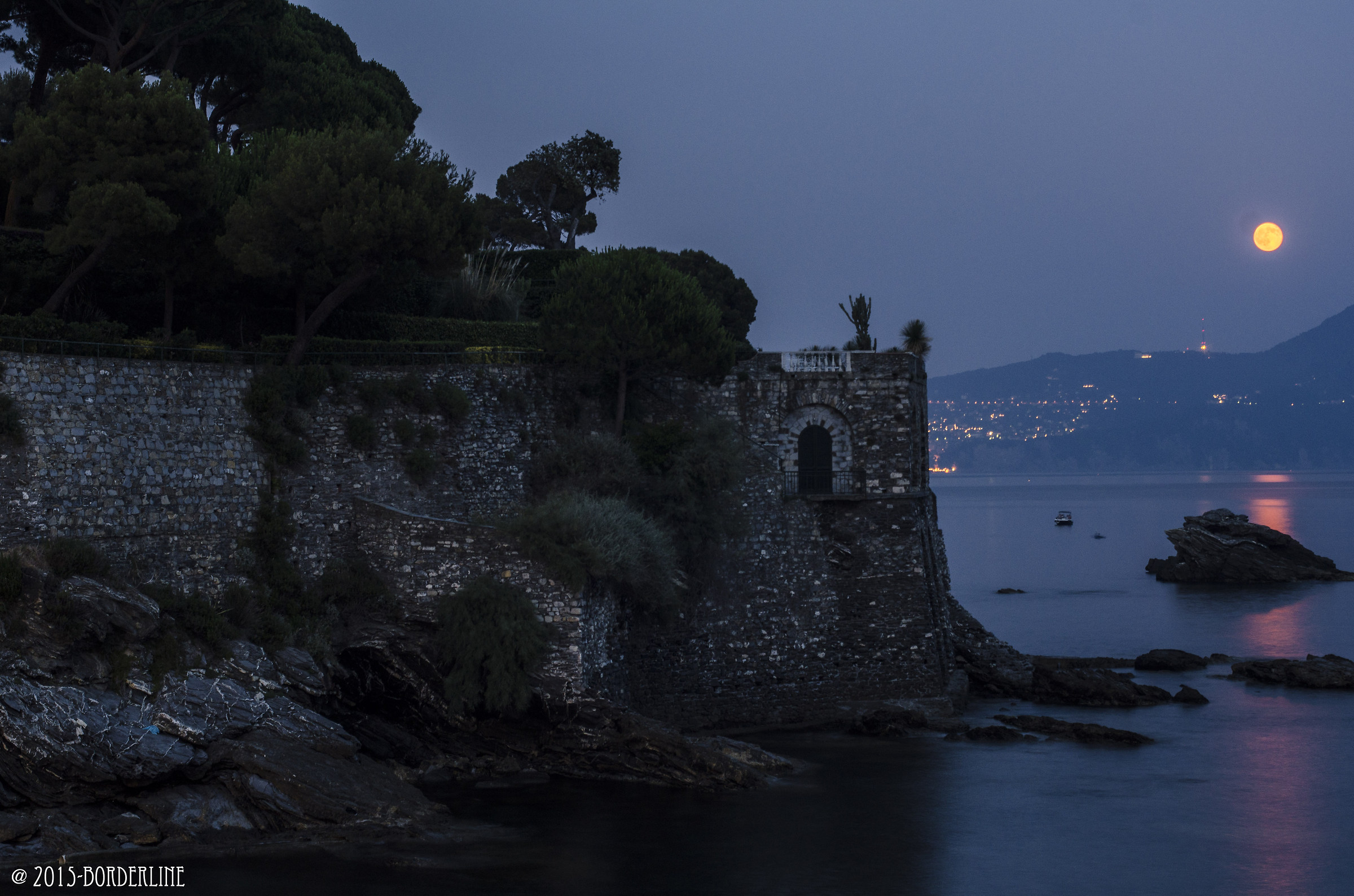 Eblouie Par La Nuit.