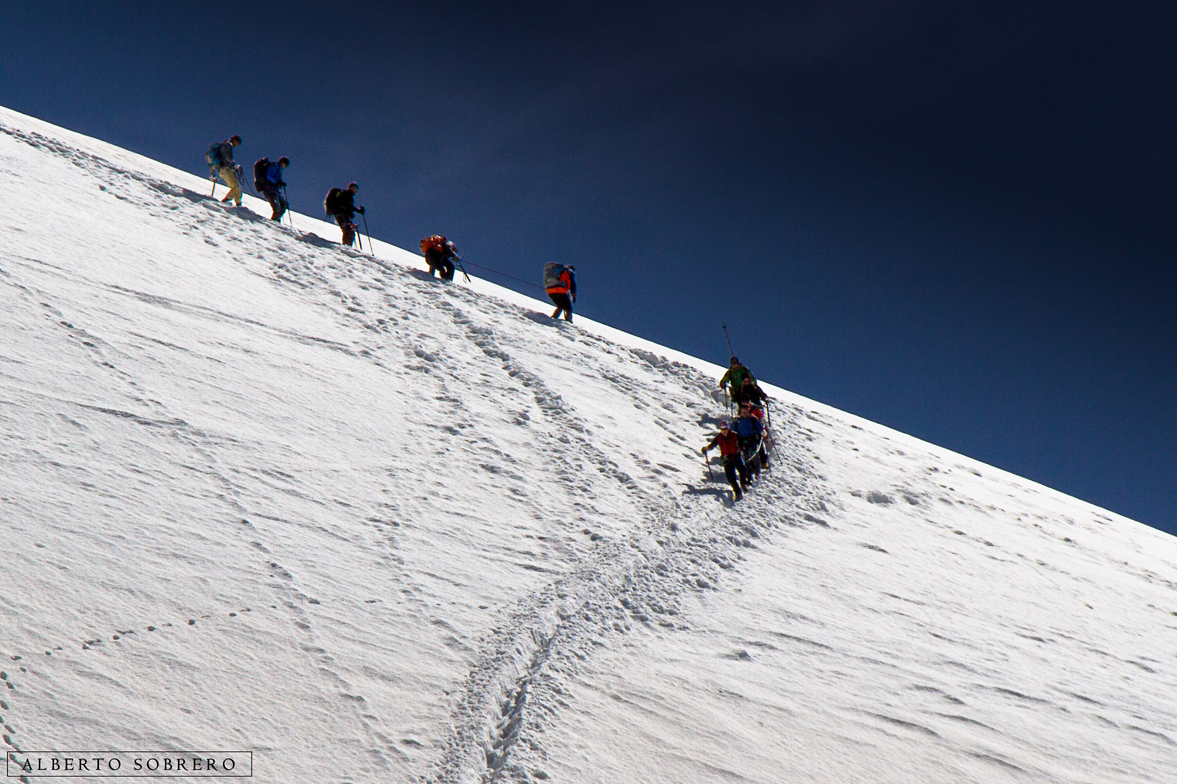 Cordate in discesa dal ghiacciao Felik