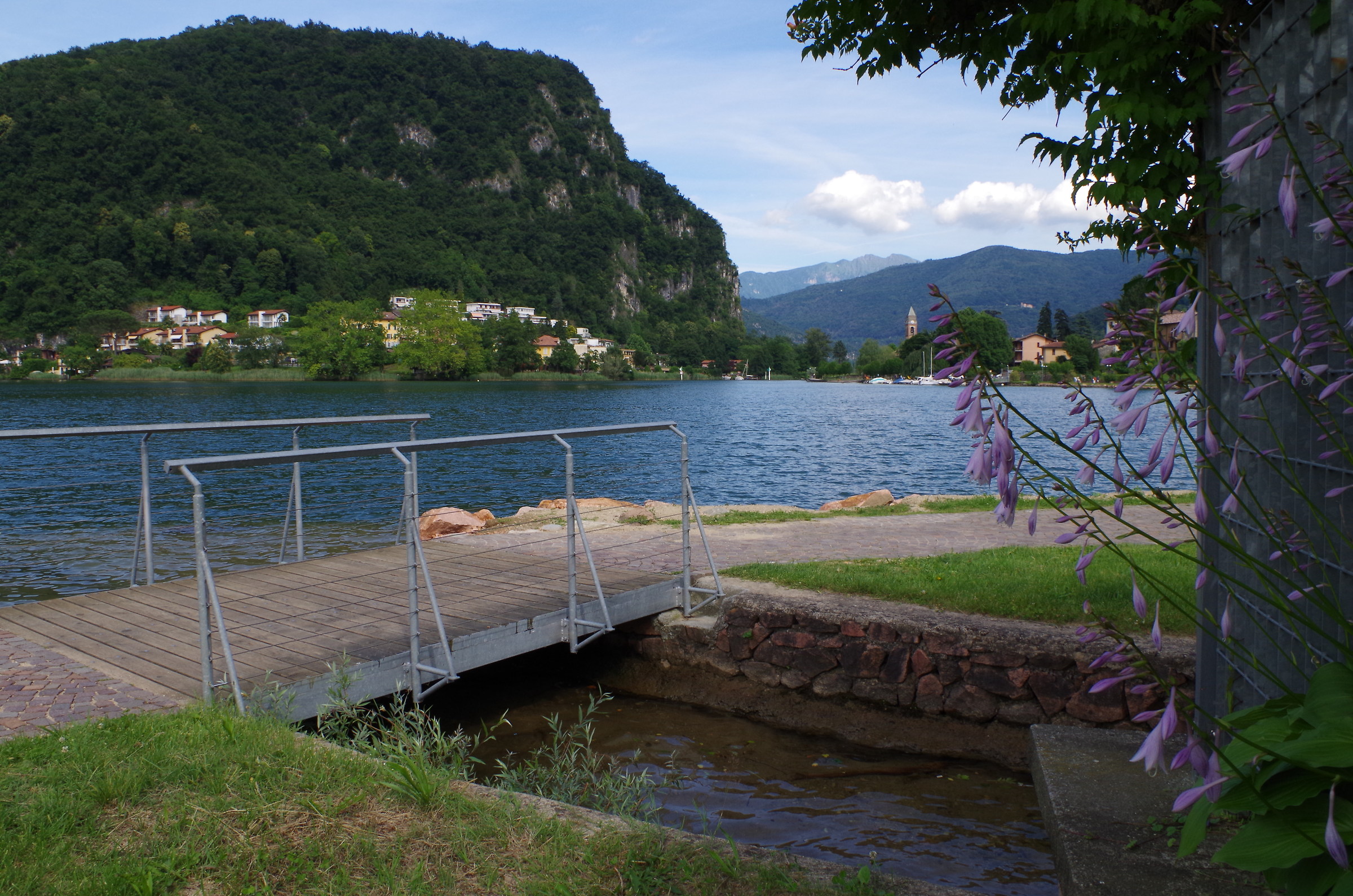 Ponte Tresa (prov. Varese) - passeggiata lungolago
