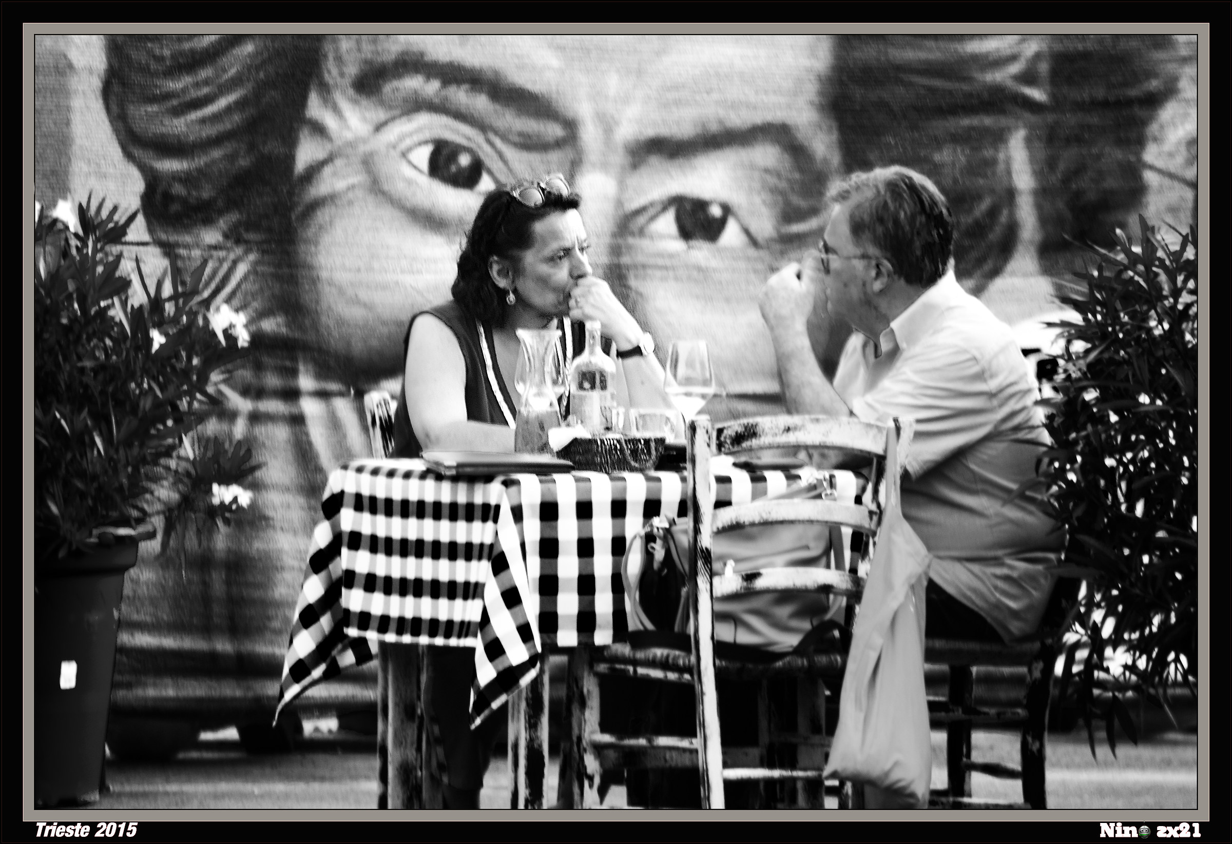 Cara..mi feel observed ..