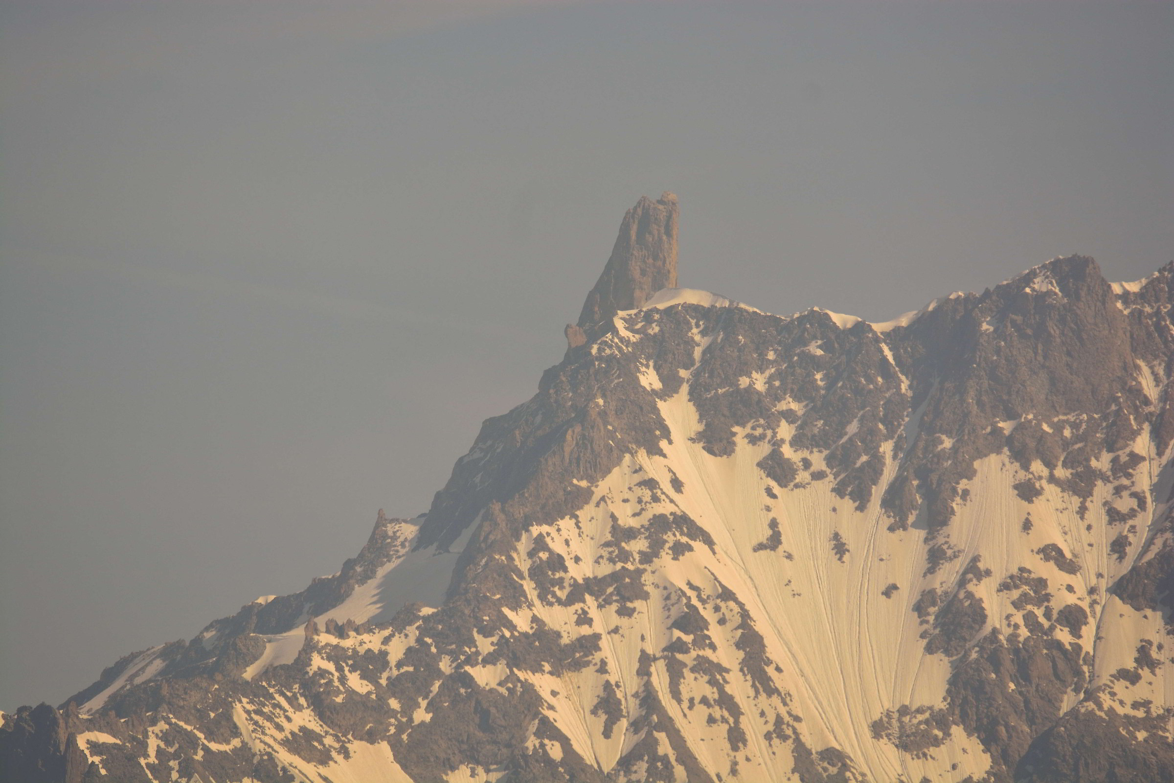 Giant's Tooth from sent.n.3