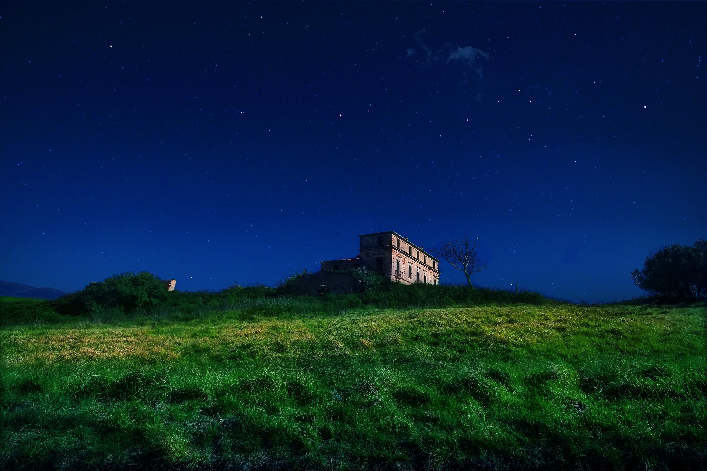 The house on the hill - HDR