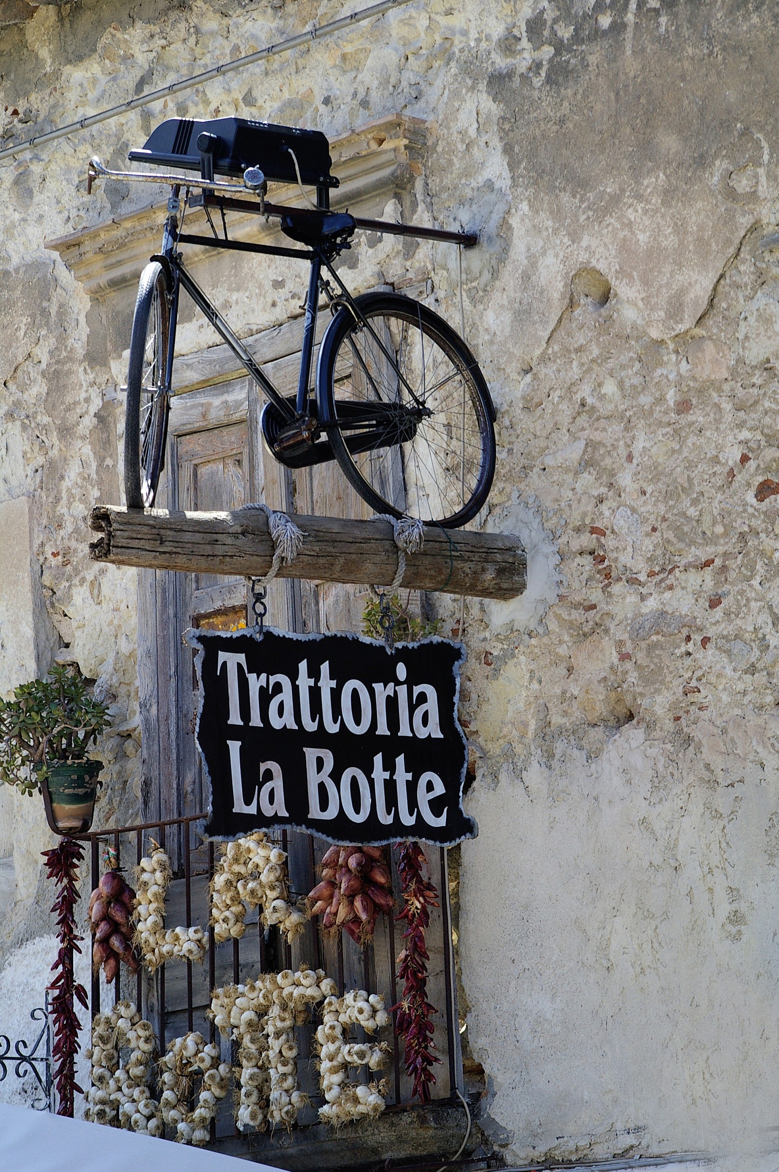 Tropea. Written with vegetables