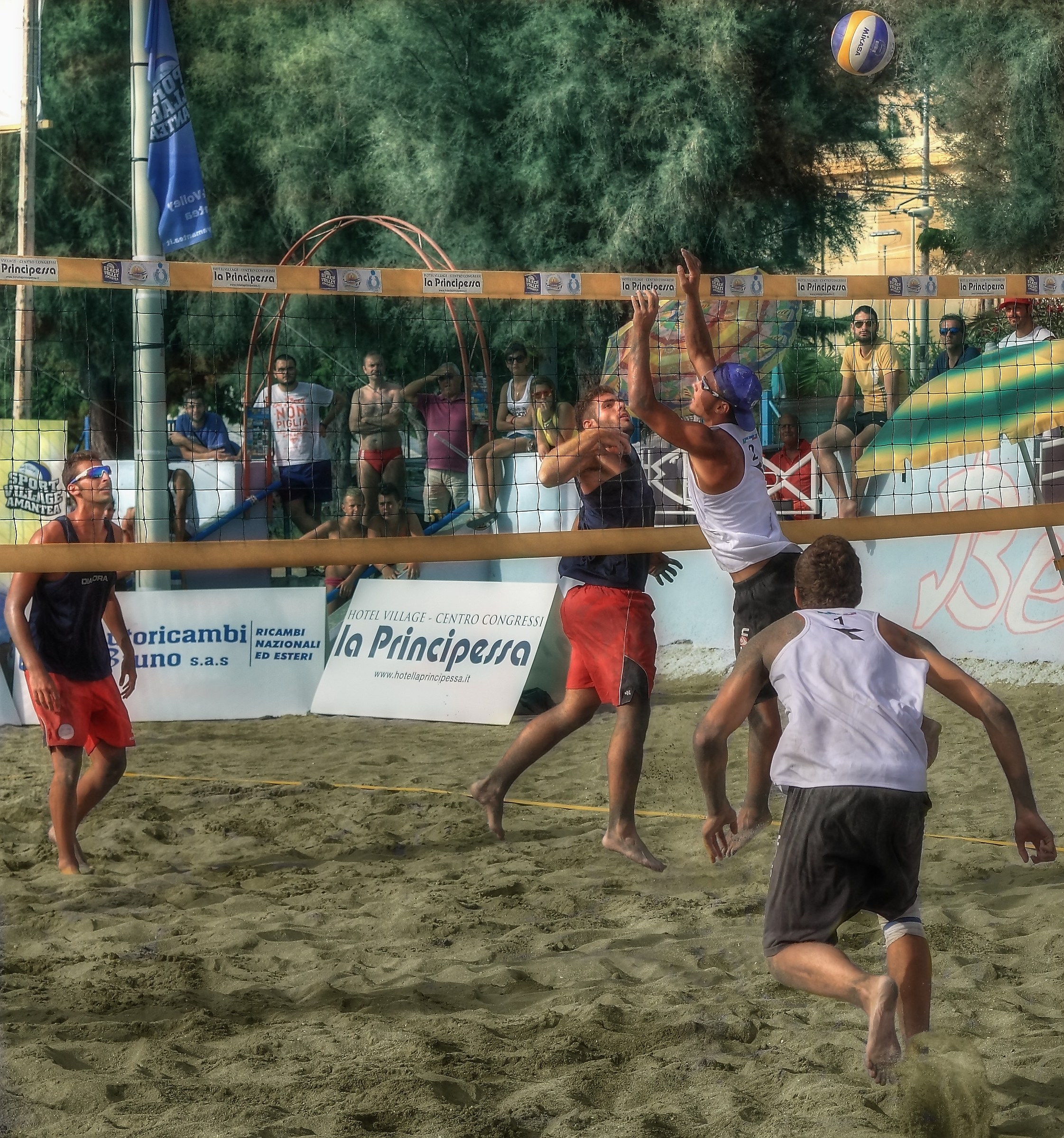 Beach Volleyball men - HDR