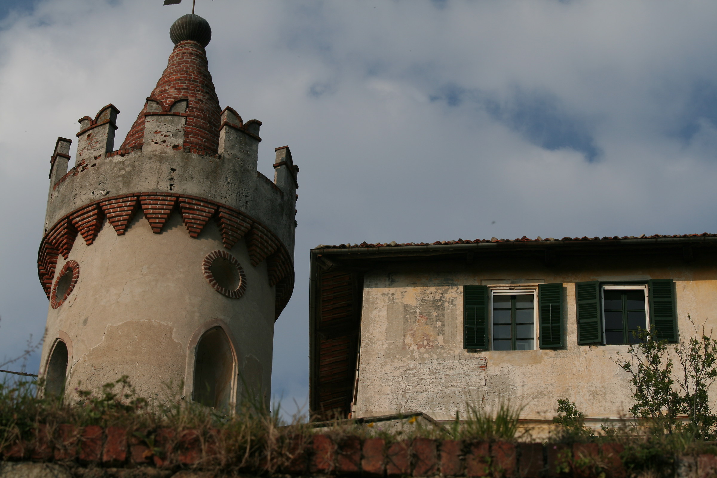 Albiano d'Ivrea: Castello vescovile