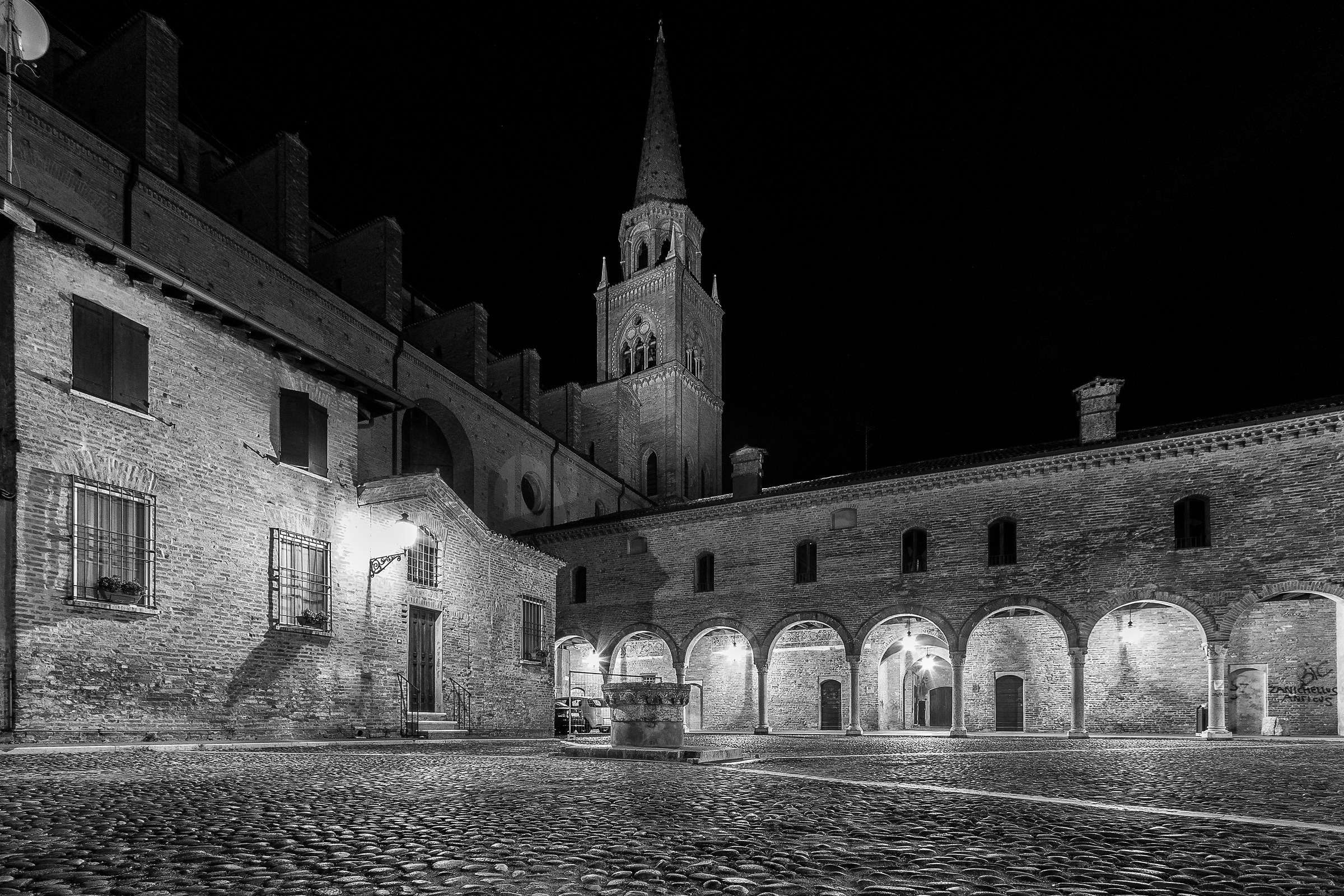Piazza Leon Battista Alberti - Mantova