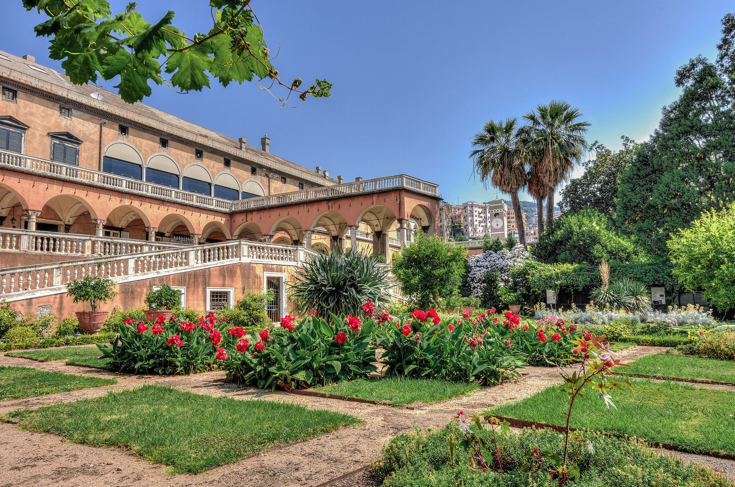 Prince's Palace-Ge- glimpse from the garden