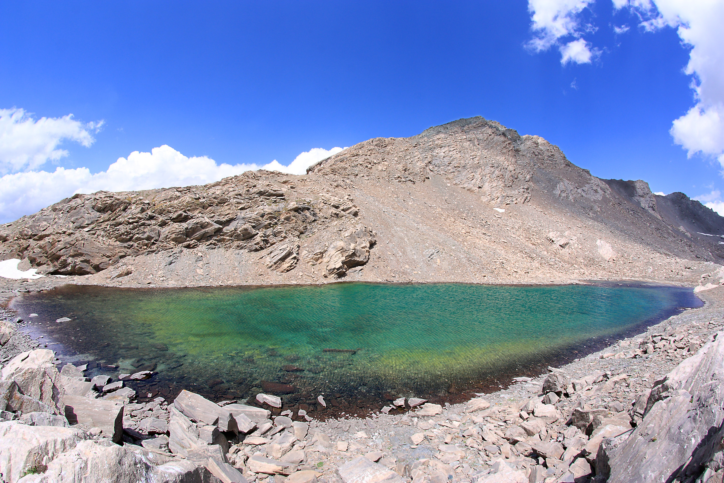 Mongioia lake (3083m, Cn)