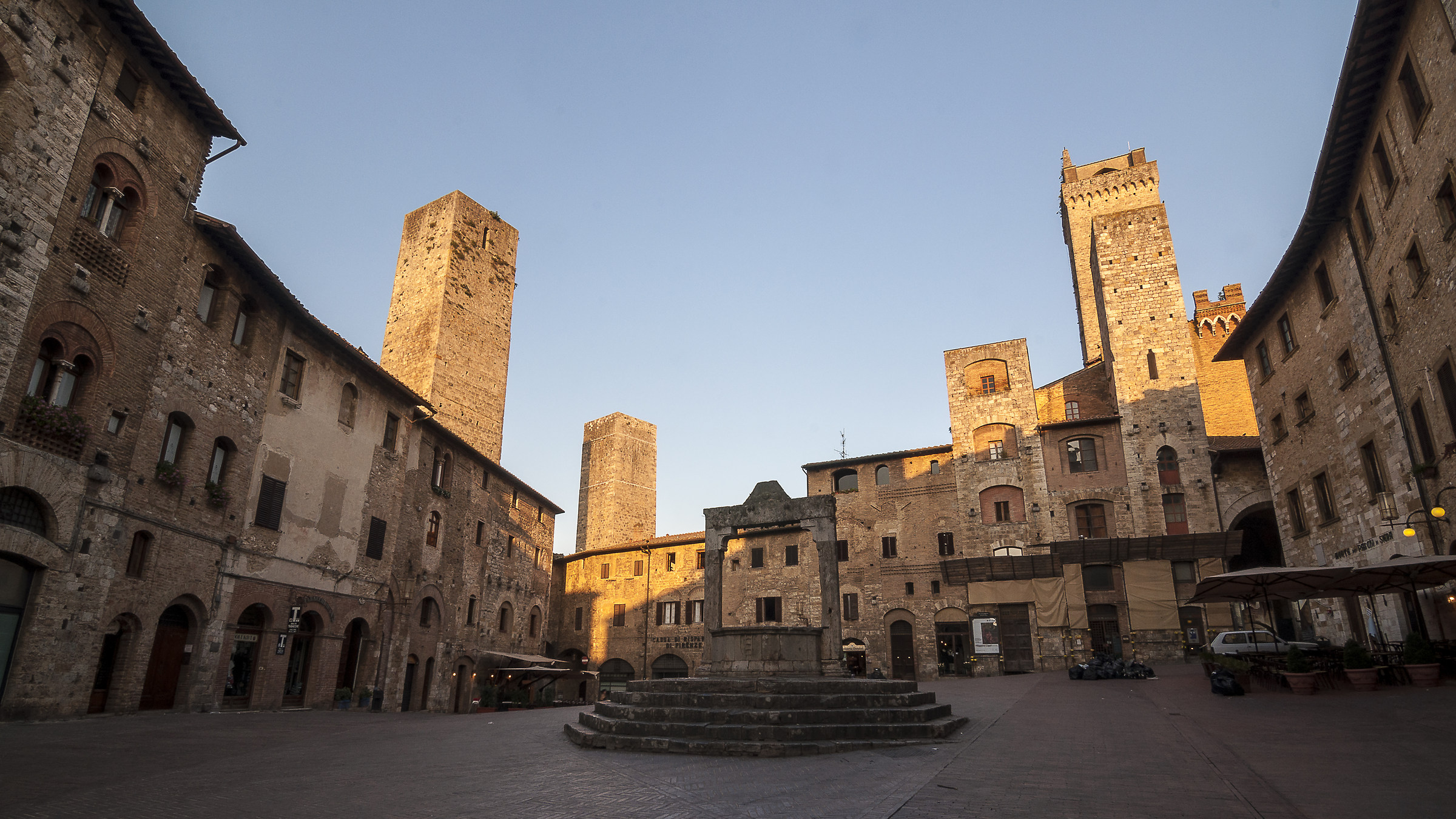 Golden Towers (Golden era)