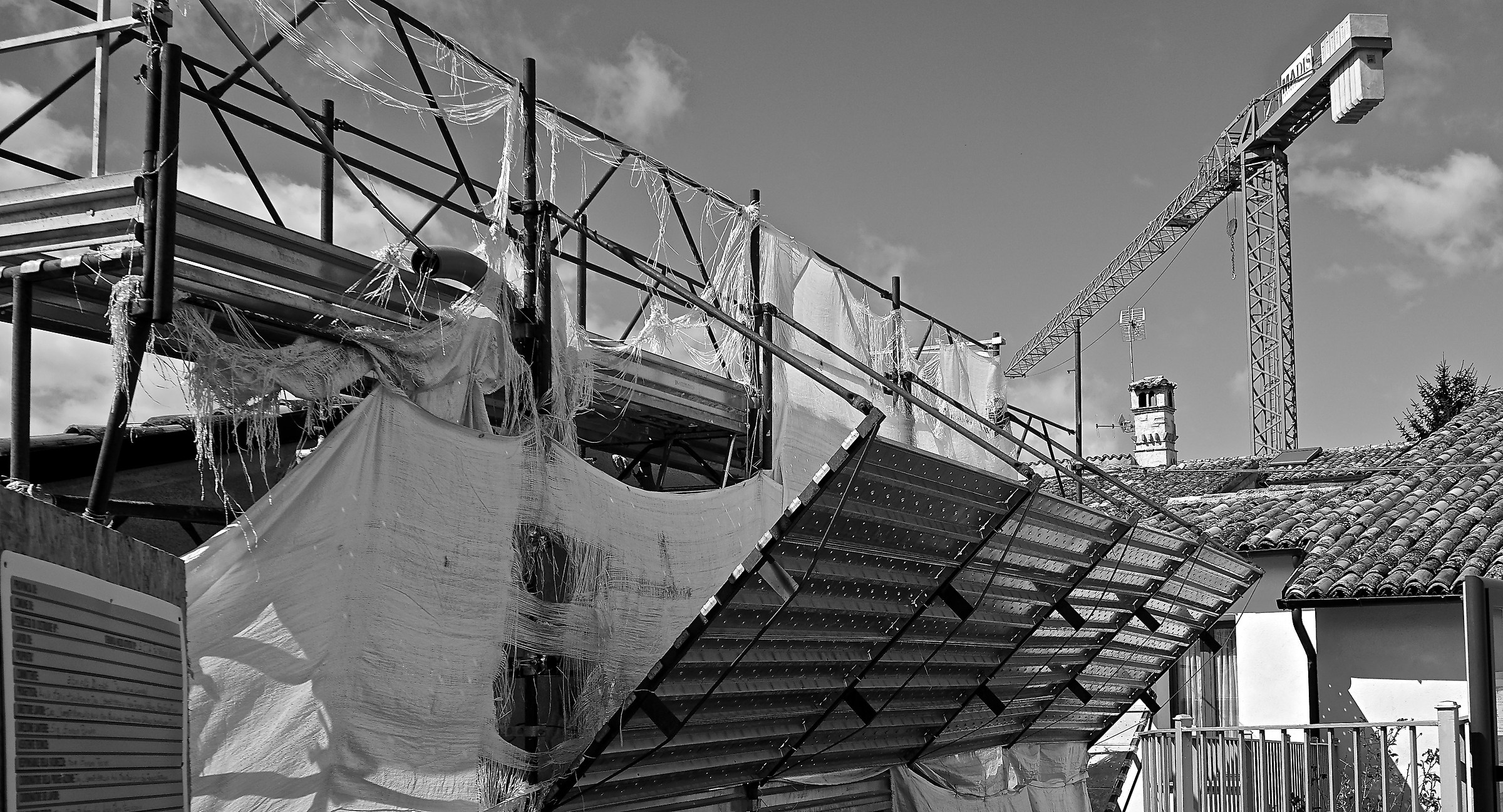 Barisciano B / W reconstruction