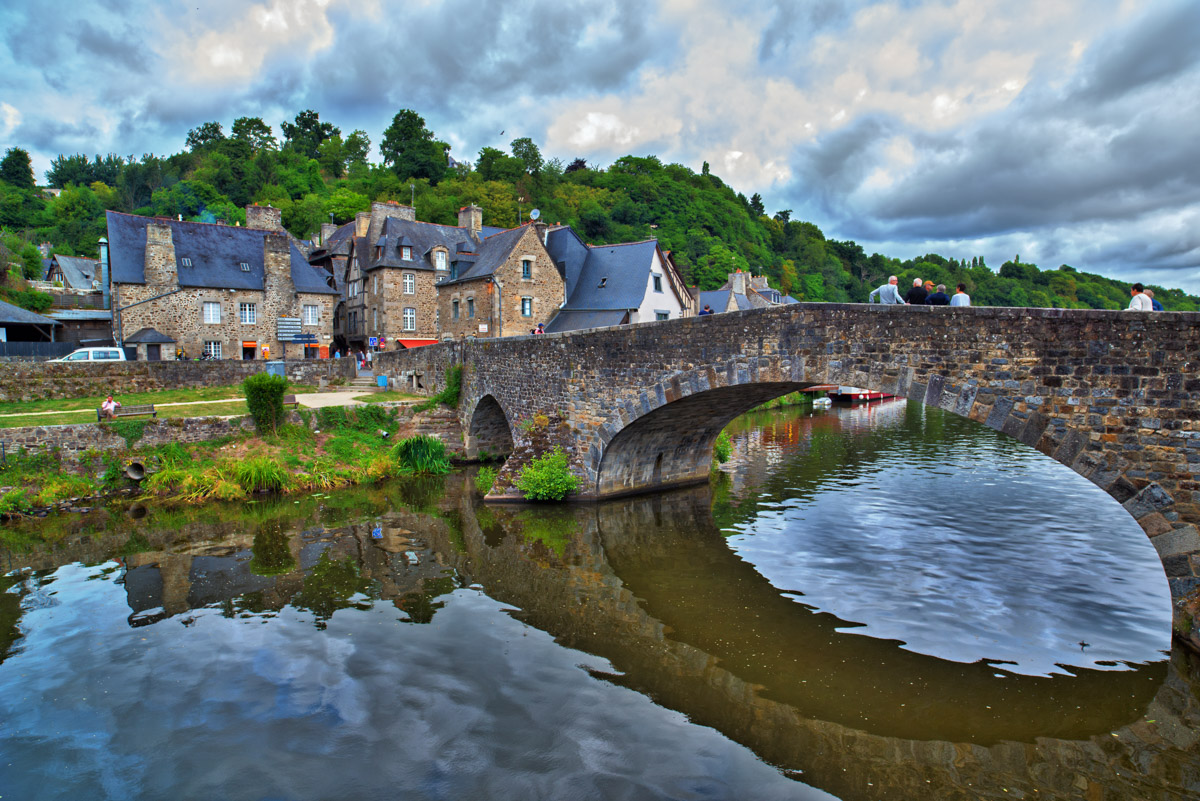 dinan