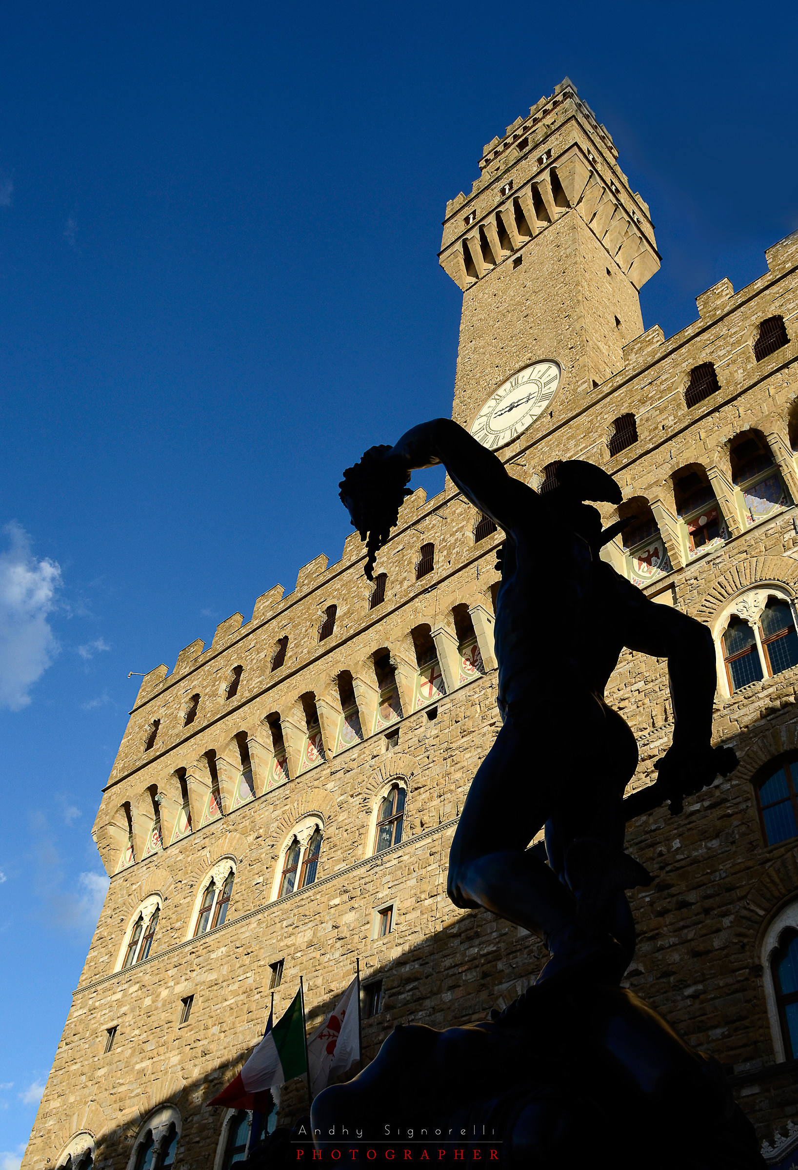 Old Palace and Perseus ...