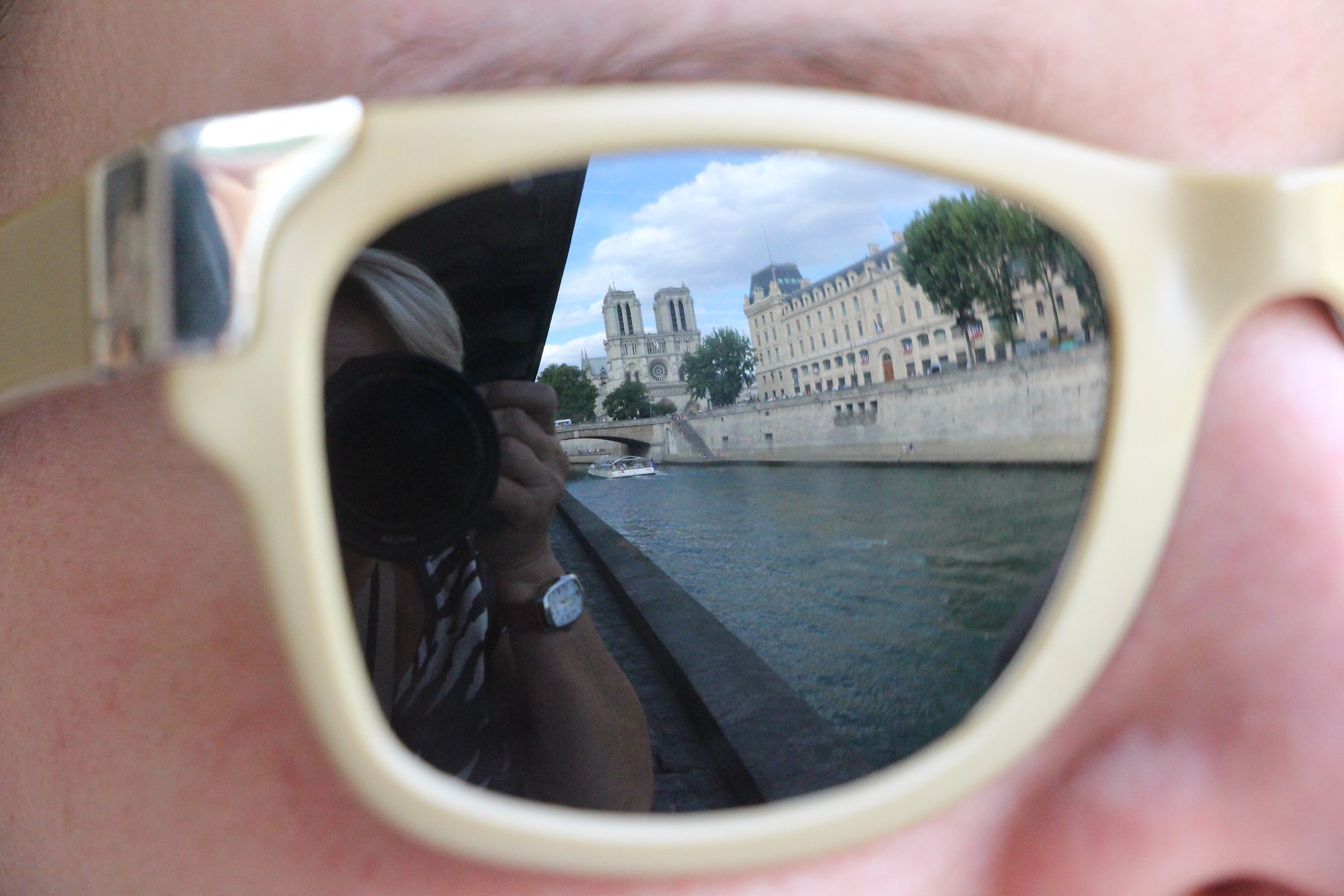 Selfie in Paris ... with SLR; )