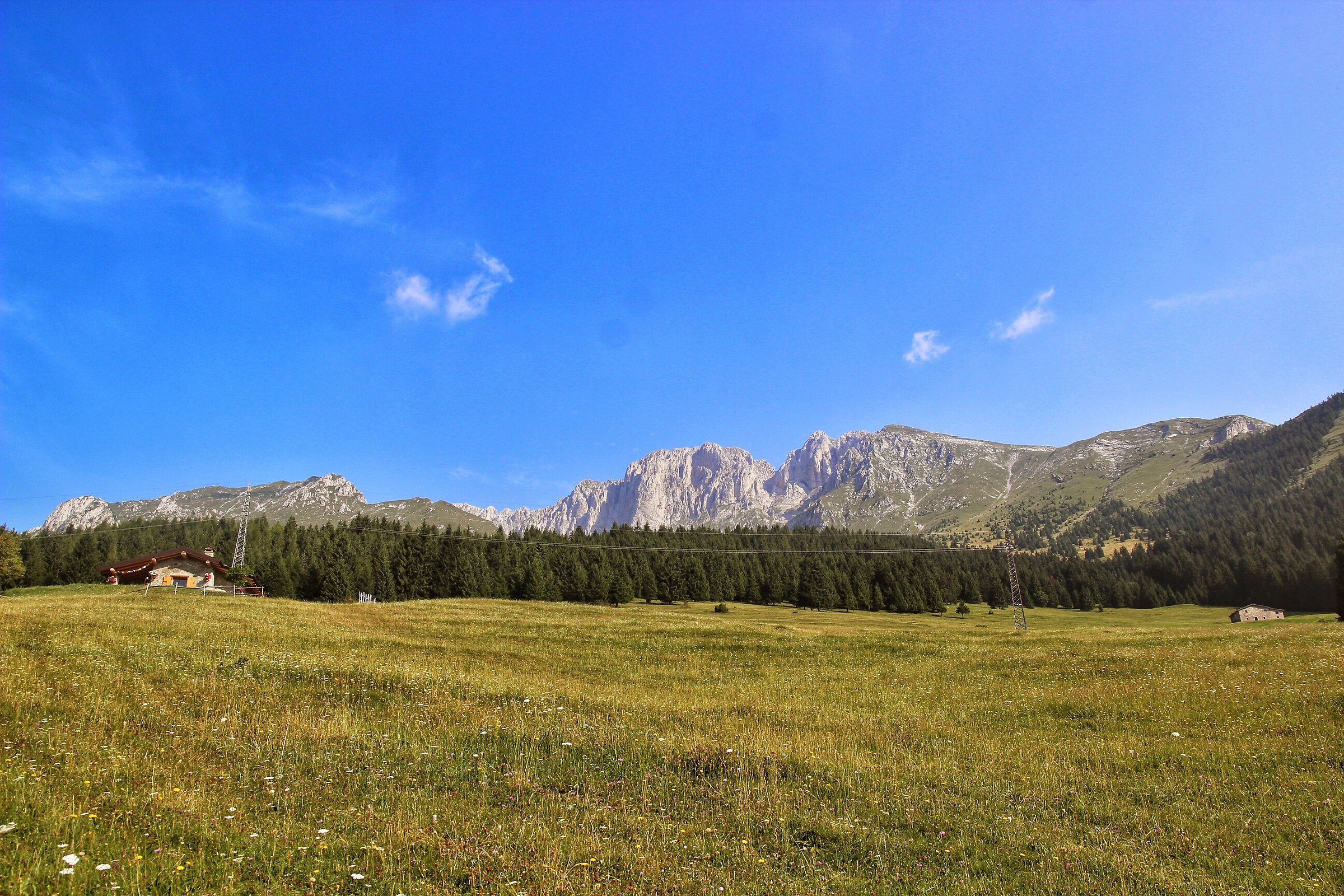 Towards hut Cornetto