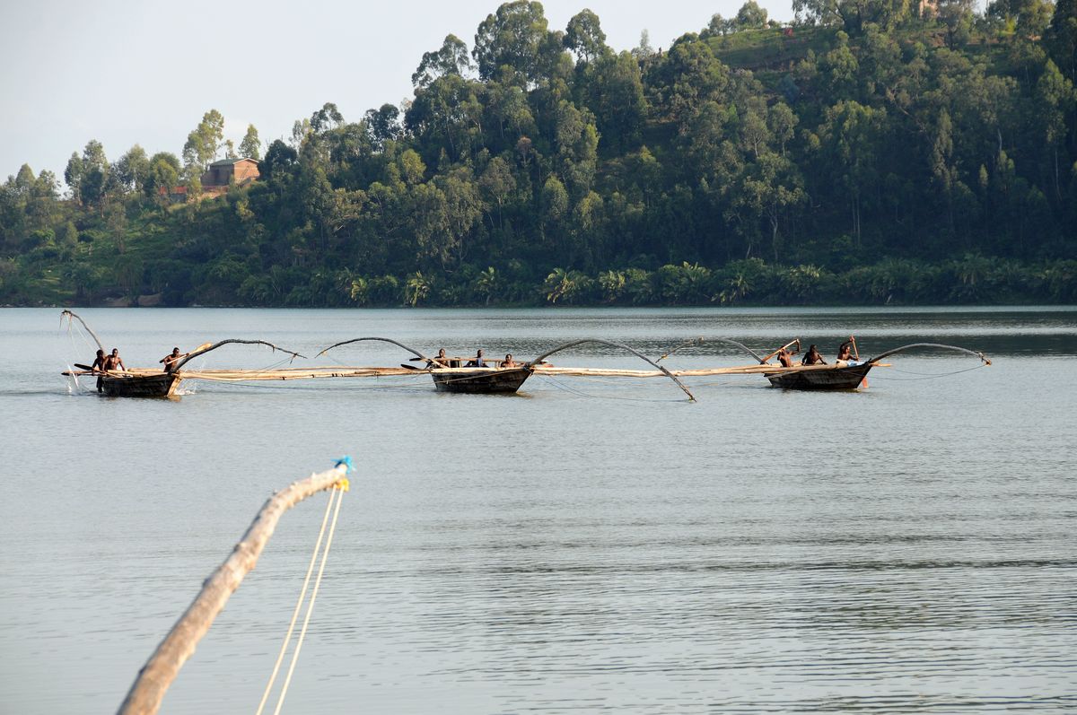 fishing on Lake Kivu -Rwanda