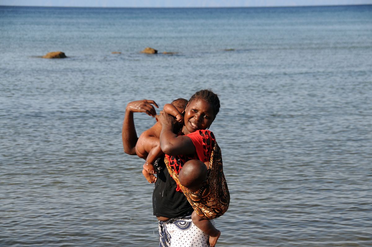 mother and children -Malawi
