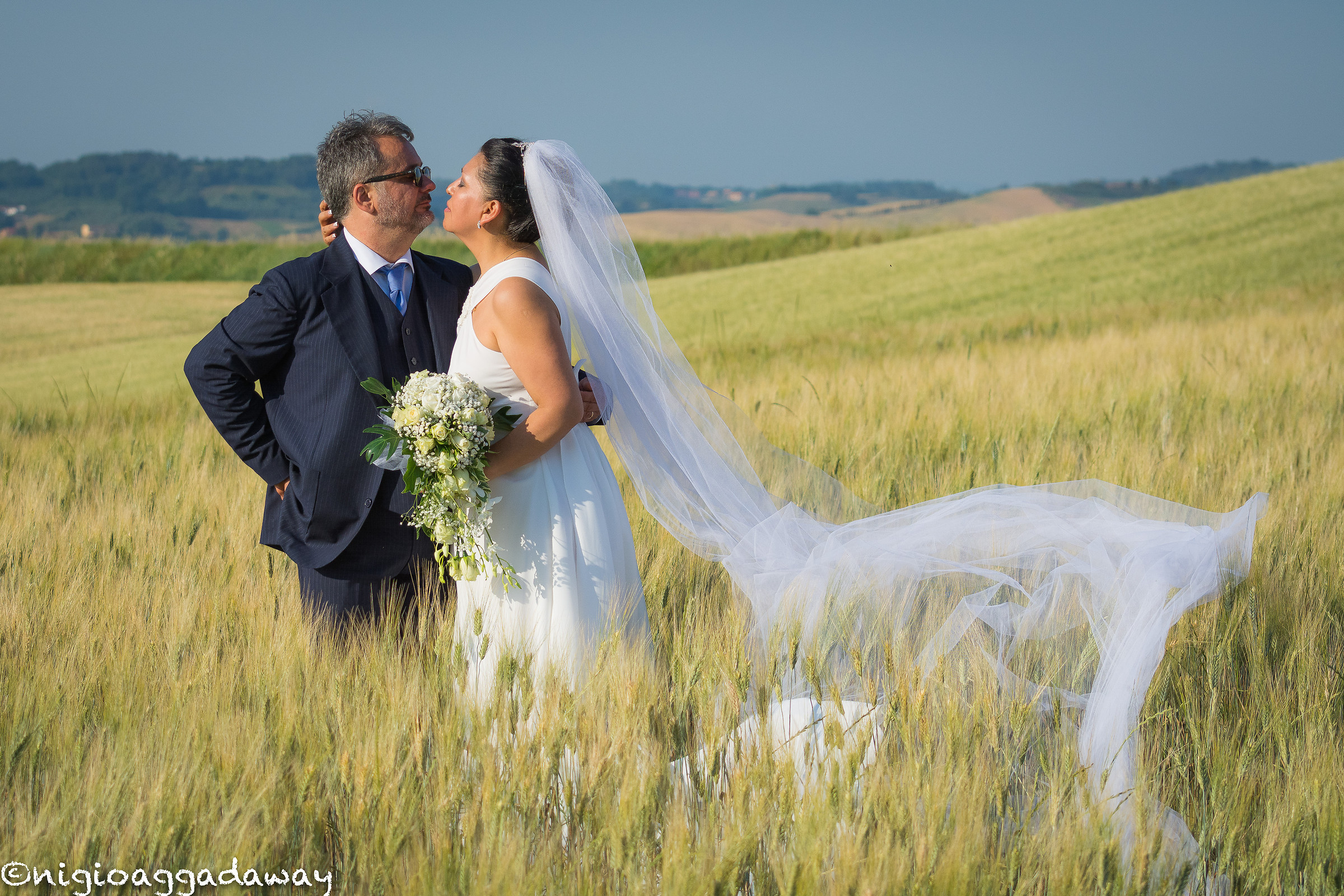 ..gli newlyweds .. vintage men ..