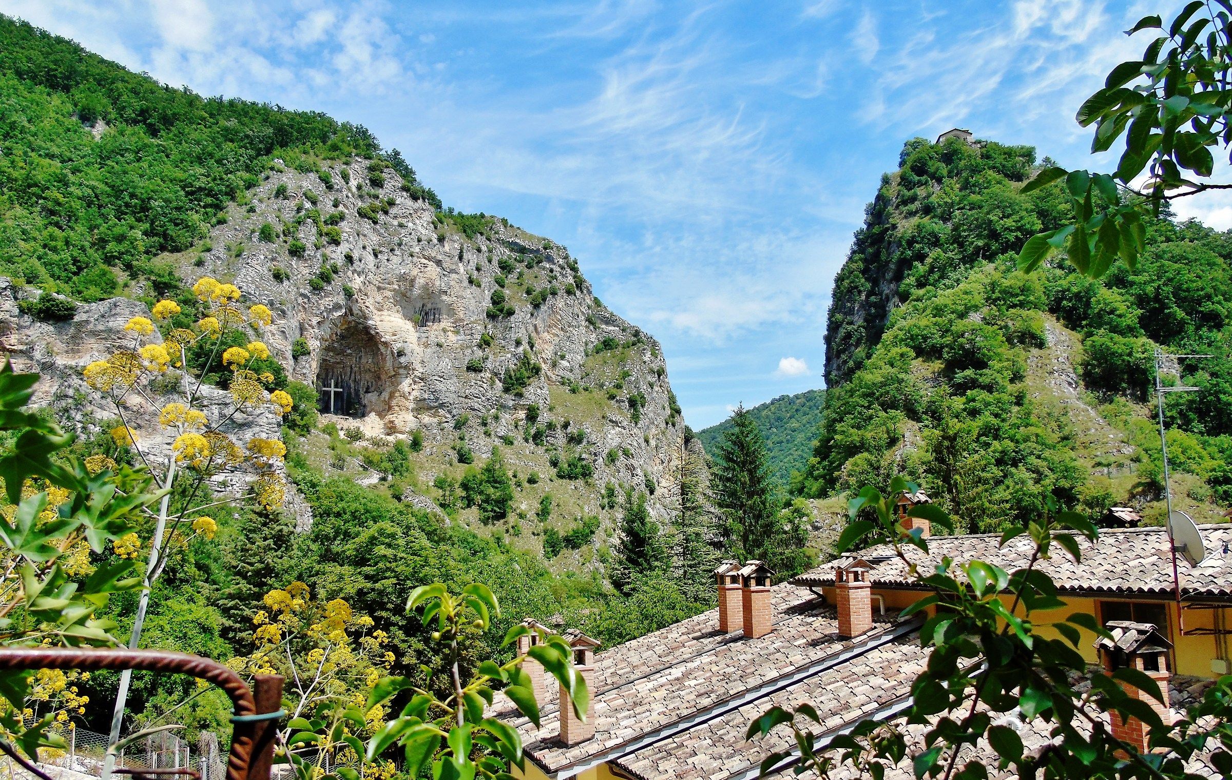 cascia e rocca porena - umbria