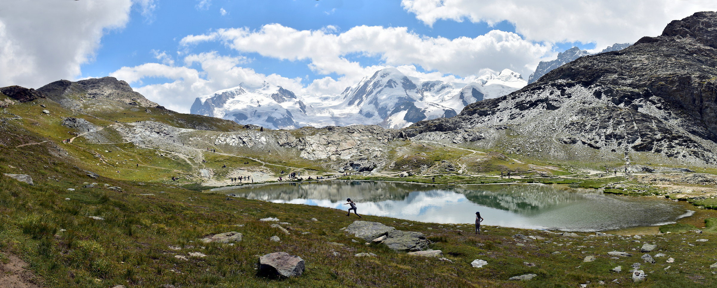 riffel mountain lake rose and lyskamm Panorama