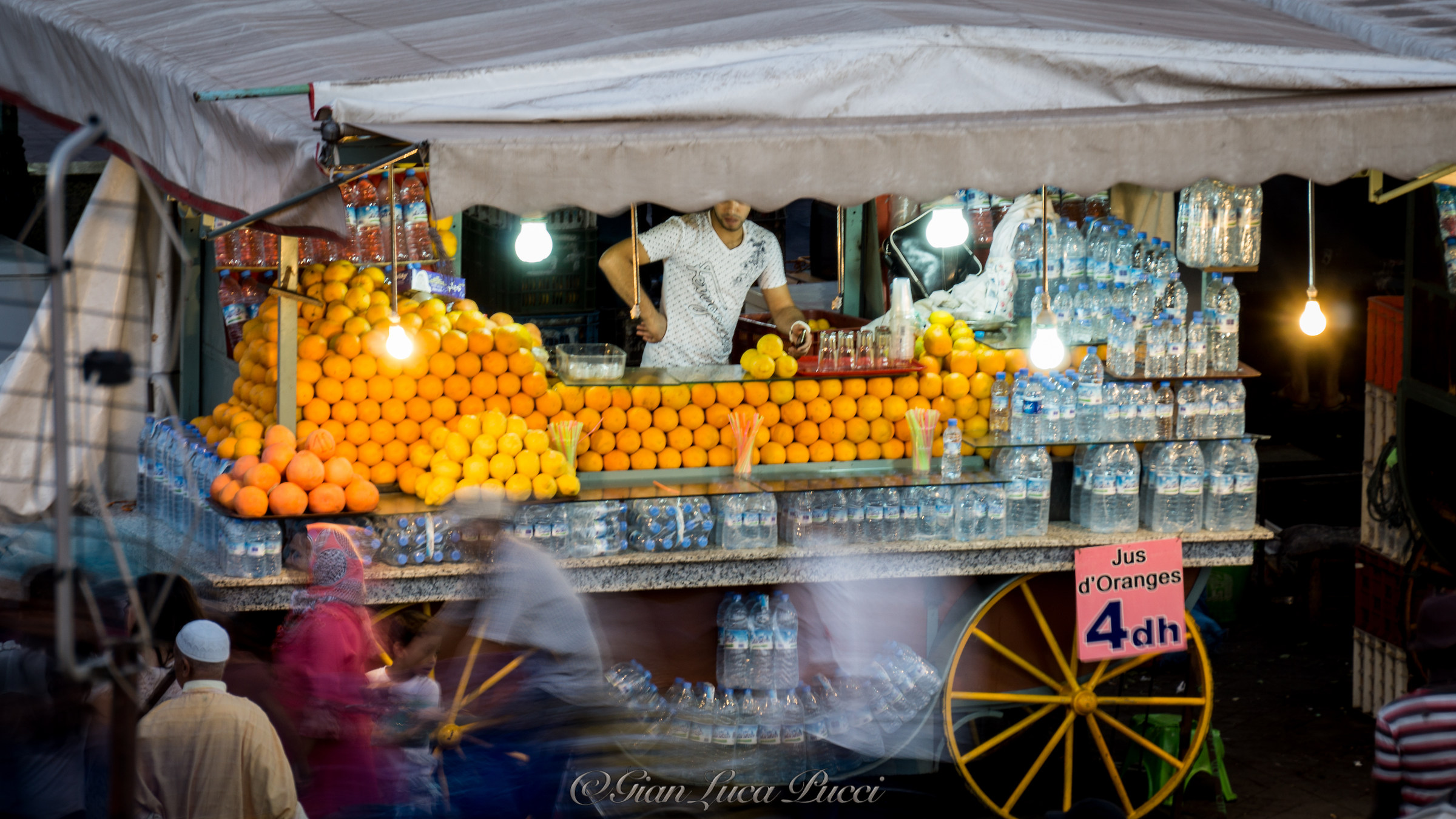 Seller of oranges in Djemaa El Fna