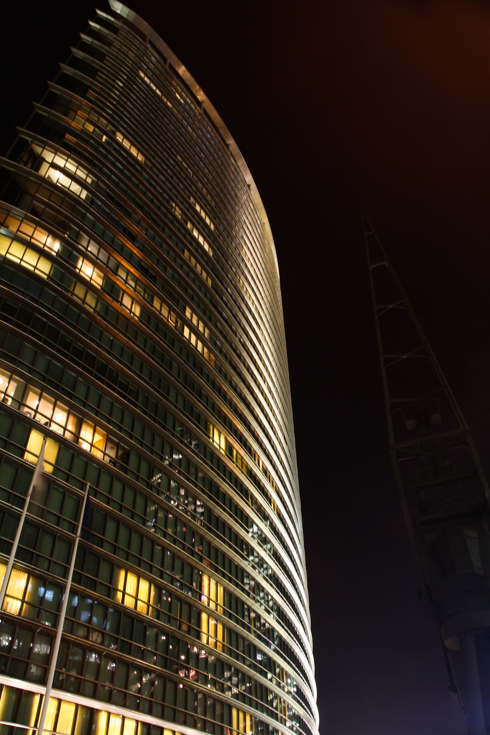 The new and the old in Canary Wharf